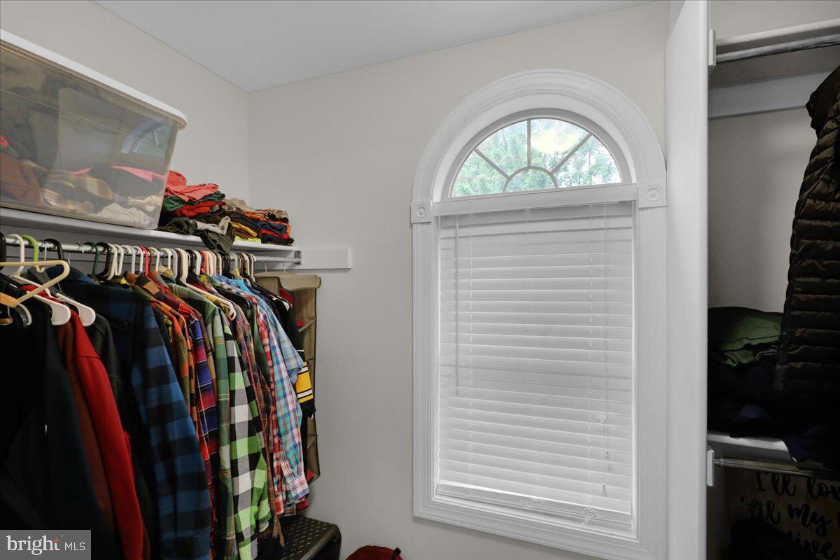 IRON VALLEY ESTATES - Residential