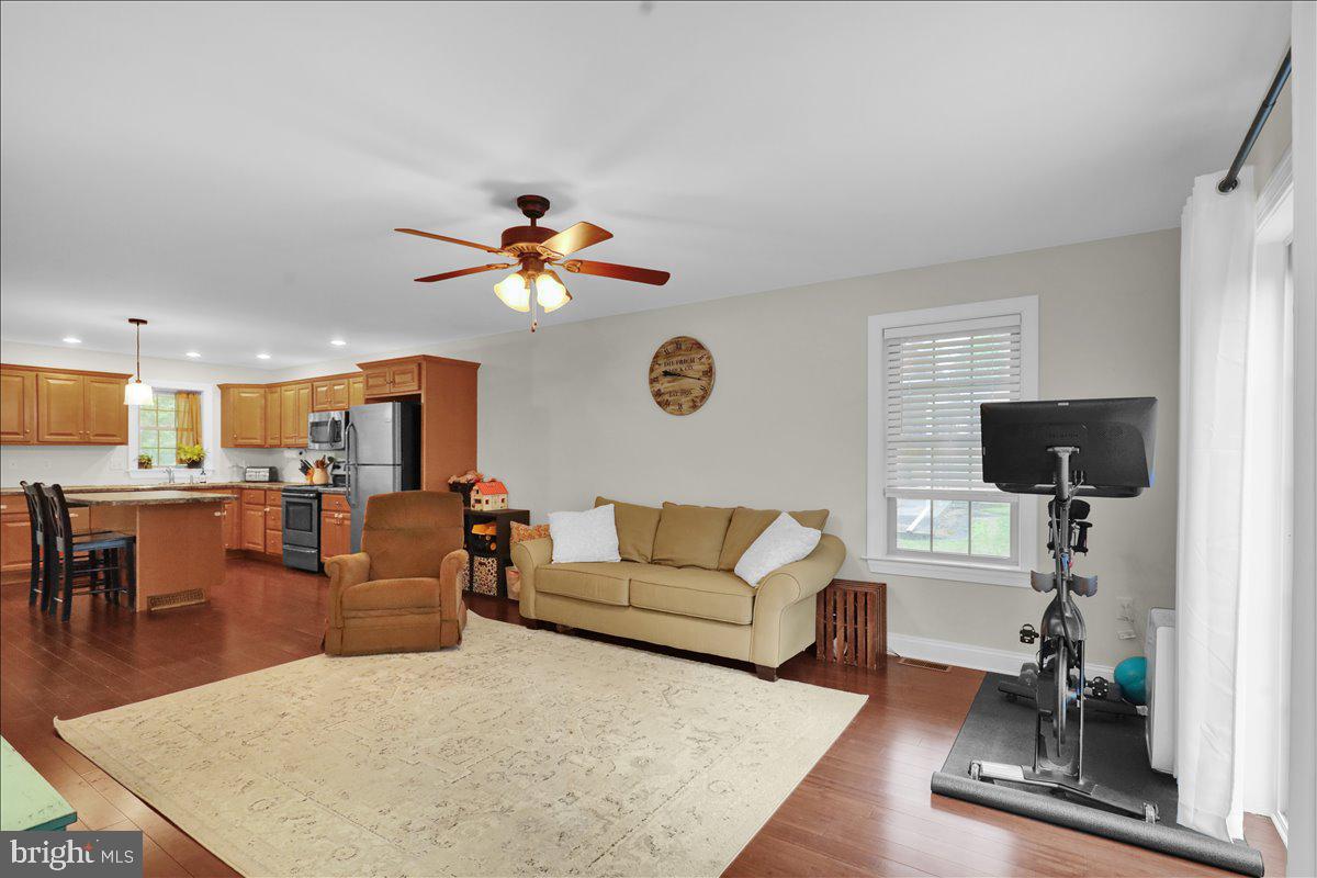 IRON VALLEY ESTATES - Residential