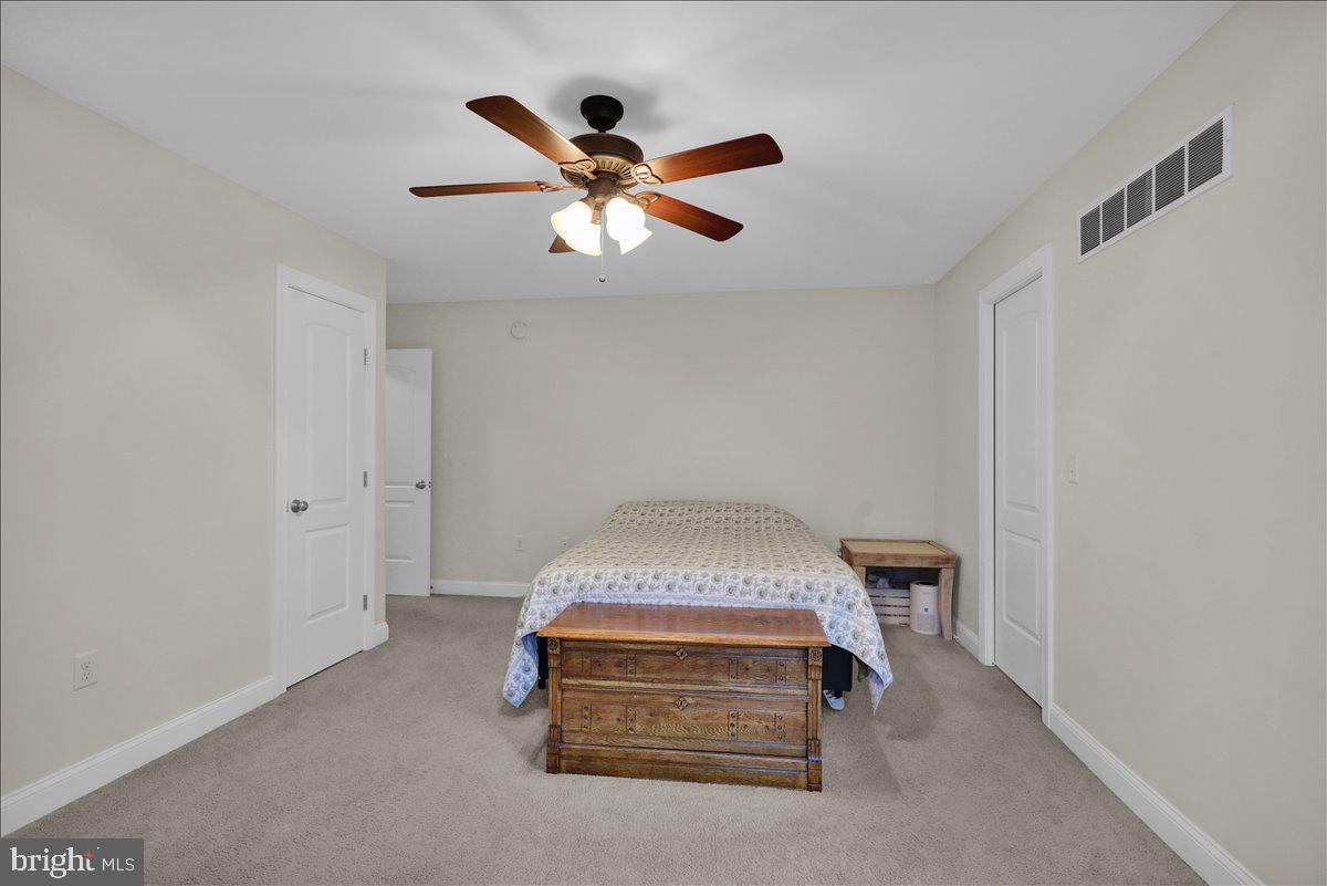 IRON VALLEY ESTATES - Residential