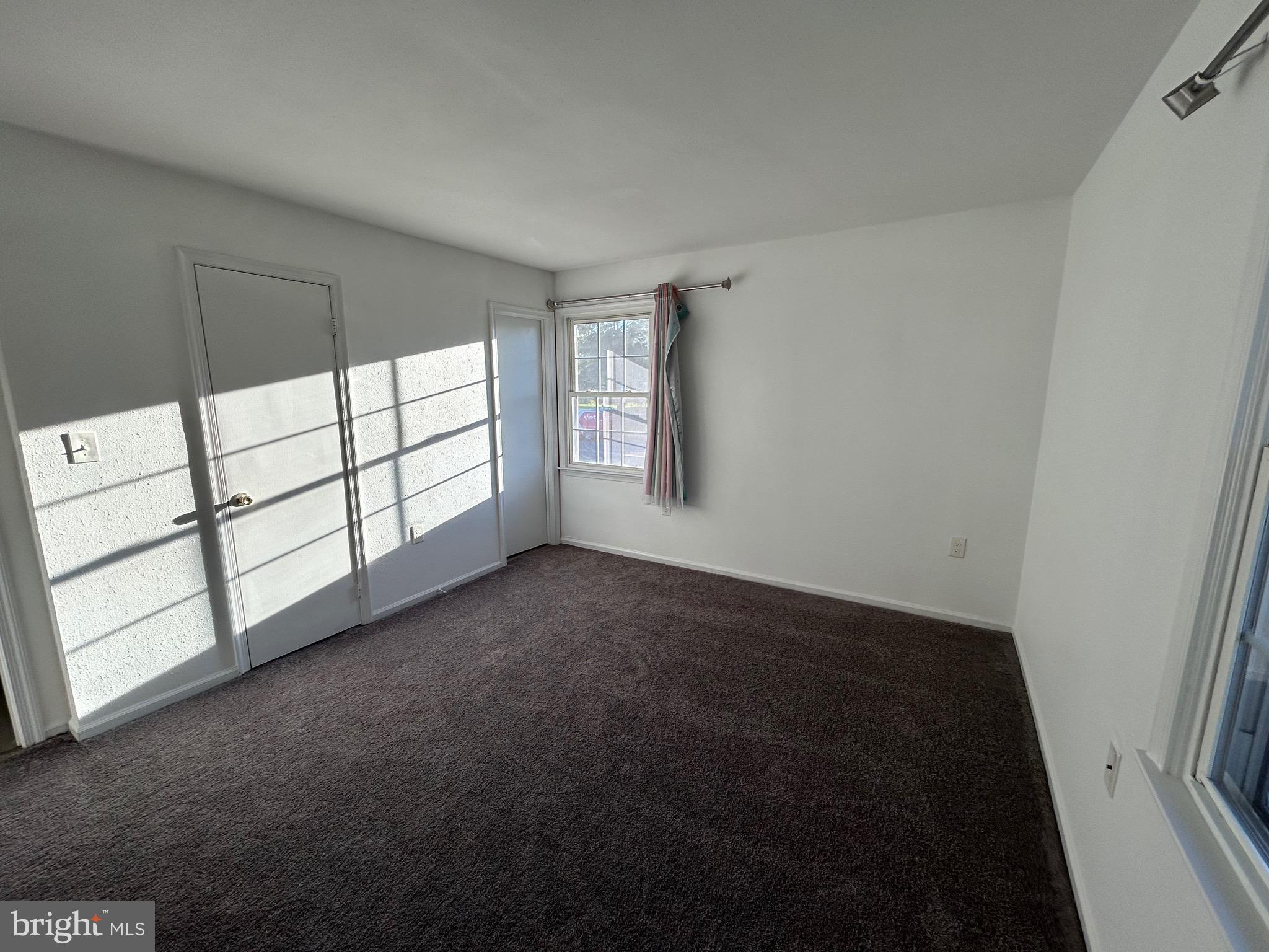 MOUNTAIN VIEW - Residential