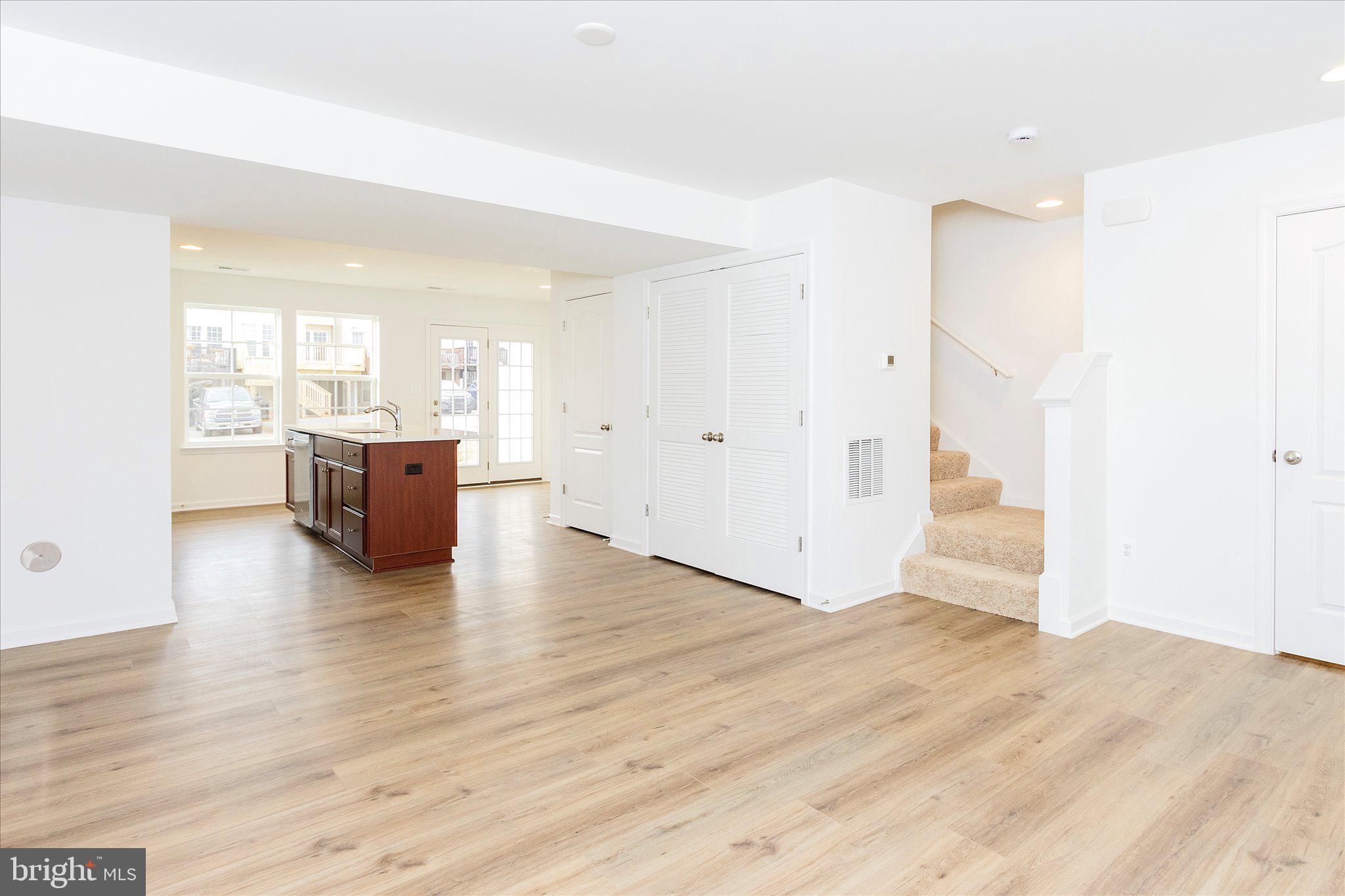 HUNTFIELD - Residential