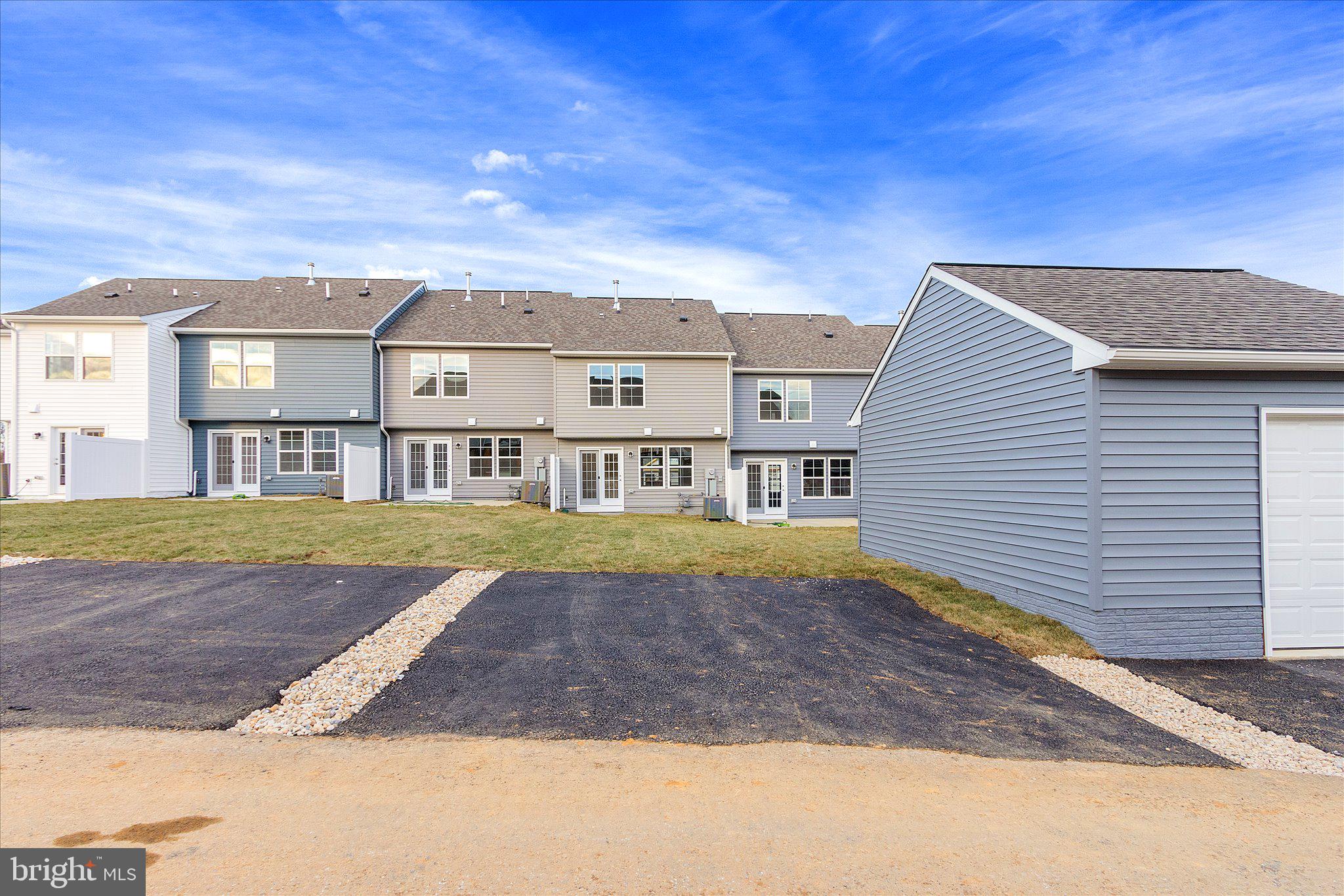 HUNTFIELD - Residential