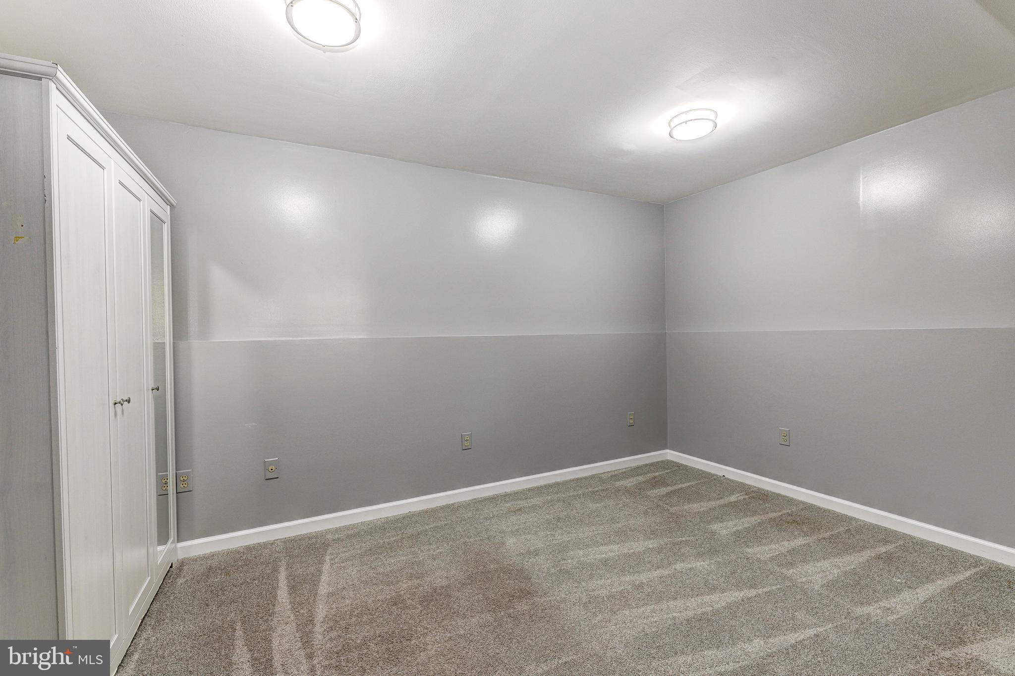 REISTERSTOWN - Residential