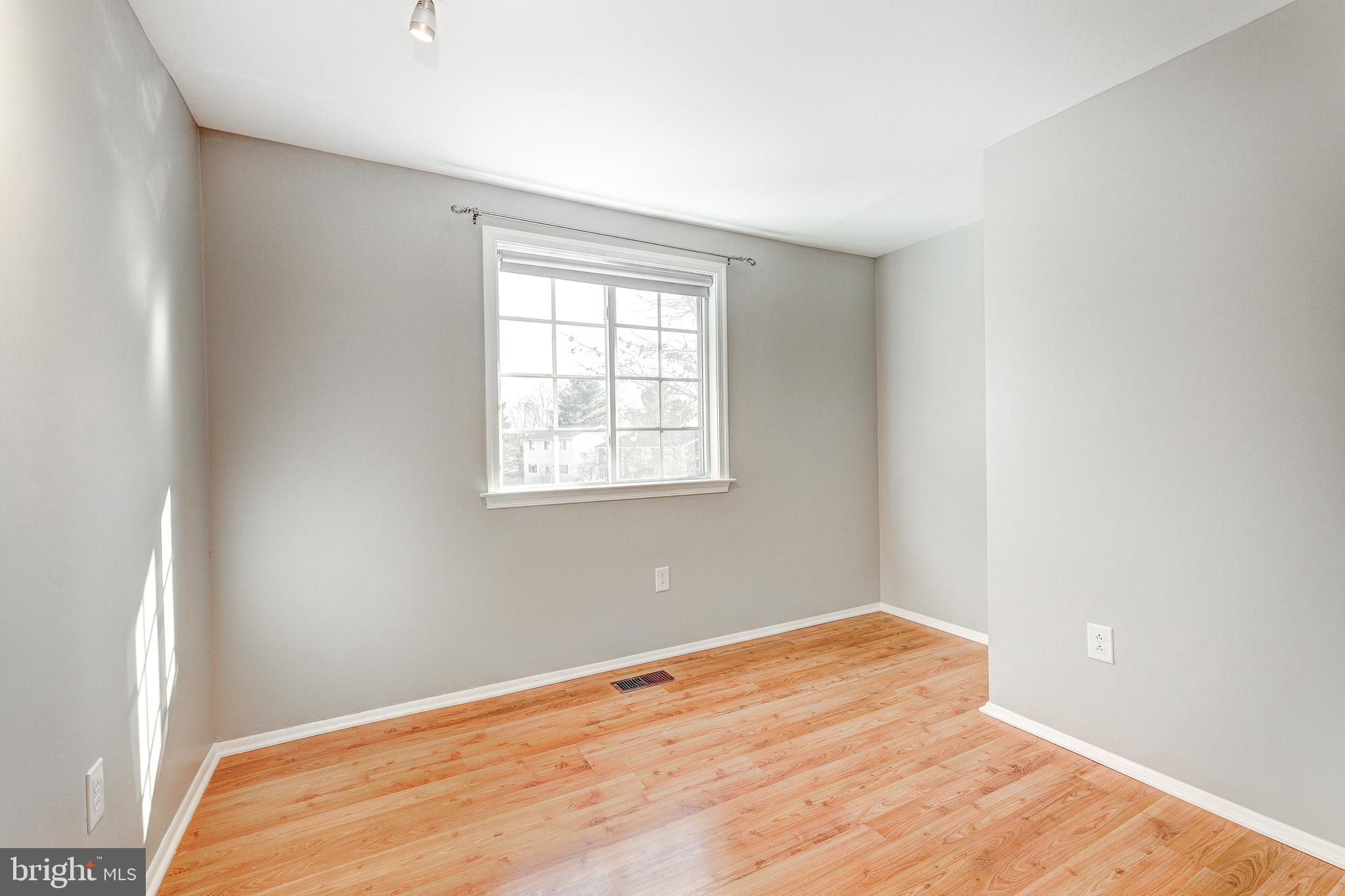 REISTERSTOWN - Residential