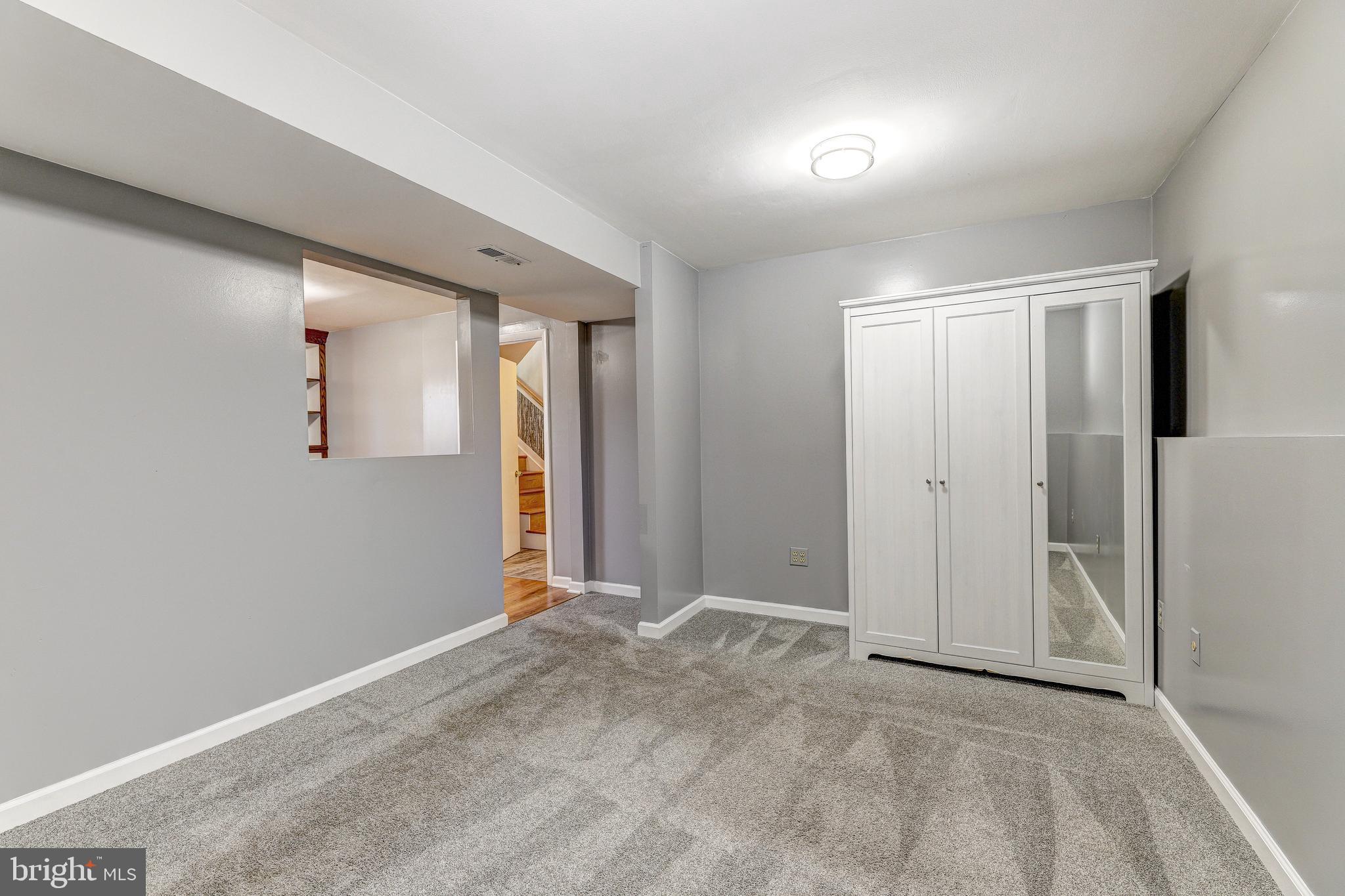 REISTERSTOWN - Residential