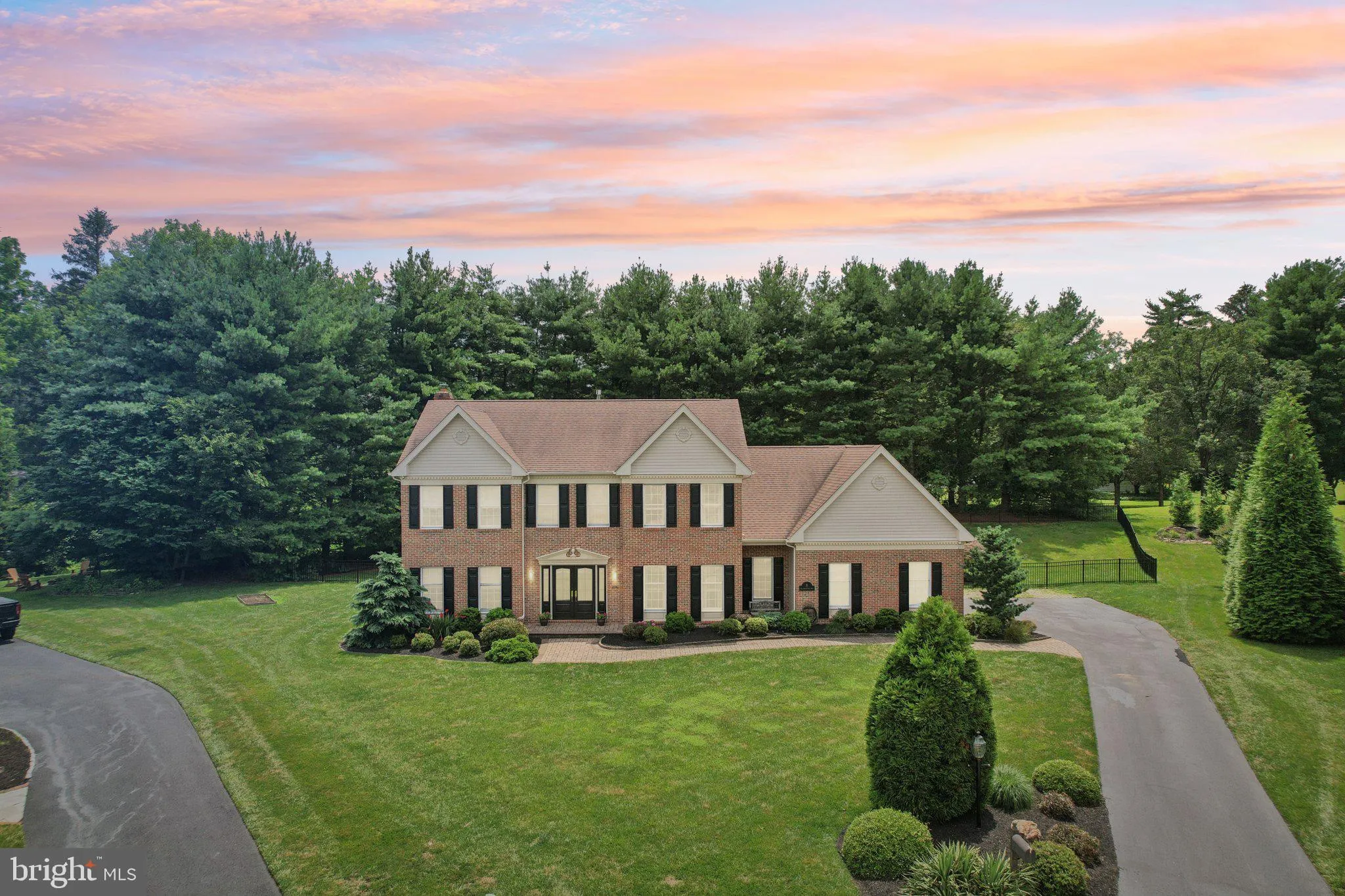 Thornton, Pennsylvania 19373, United States, 4 Bedrooms Bedrooms, ,4 BathroomsBathrooms,Residential,Active,173989