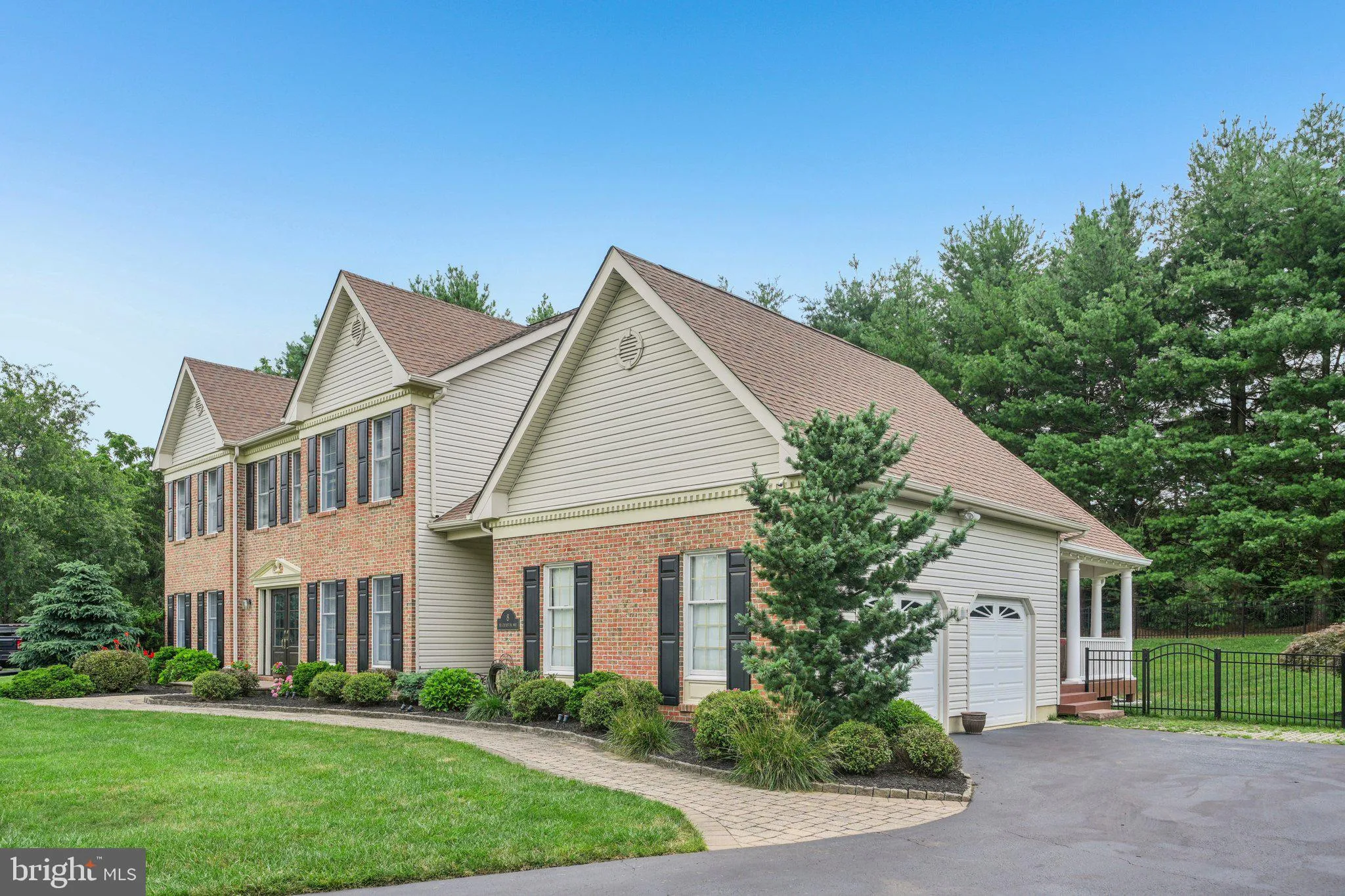 Thornton, Pennsylvania 19373, United States, 4 Bedrooms Bedrooms, ,4 BathroomsBathrooms,Residential,Active,173989