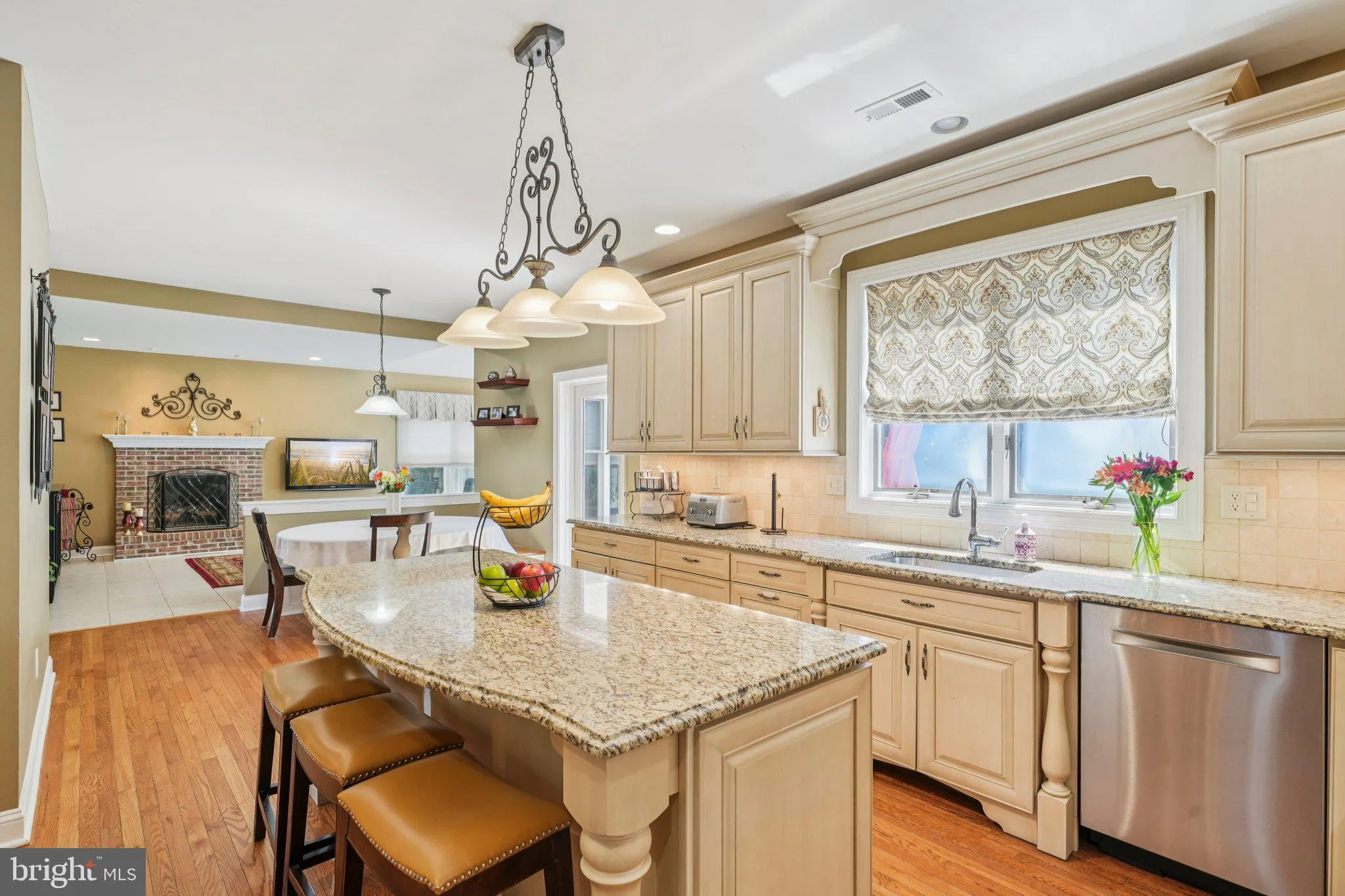 Thornton, Pennsylvania 19373, United States, 4 Bedrooms Bedrooms, ,4 BathroomsBathrooms,Residential,Active,173989