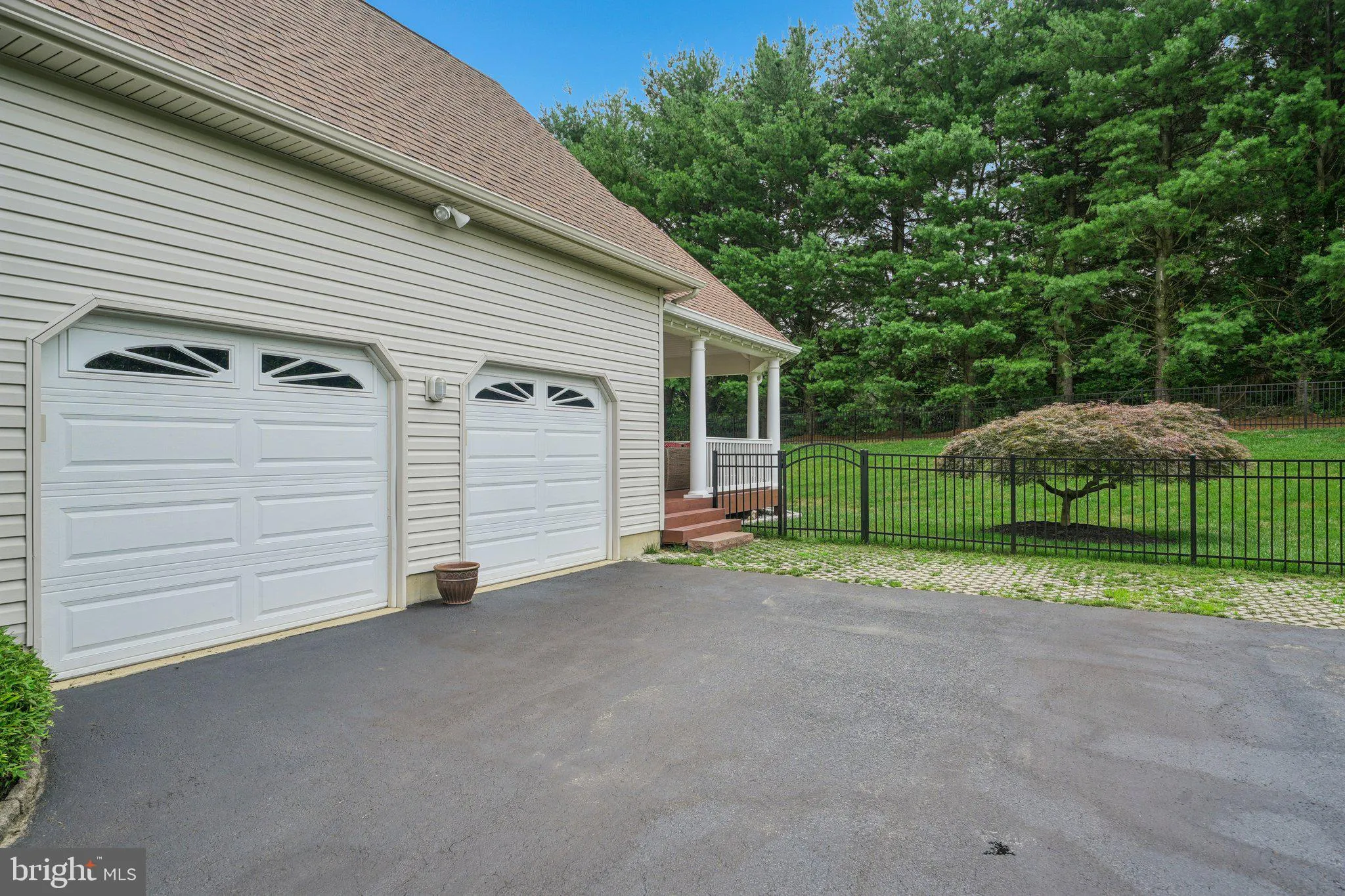 Thornton, Pennsylvania 19373, United States, 4 Bedrooms Bedrooms, ,4 BathroomsBathrooms,Residential,Active,173989