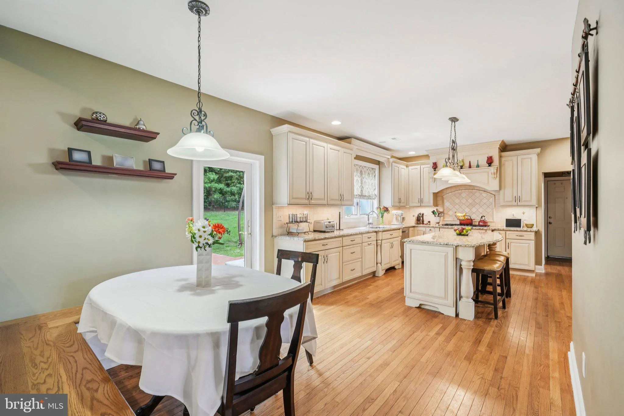 Thornton, Pennsylvania 19373, United States, 4 Bedrooms Bedrooms, ,4 BathroomsBathrooms,Residential,Active,173989