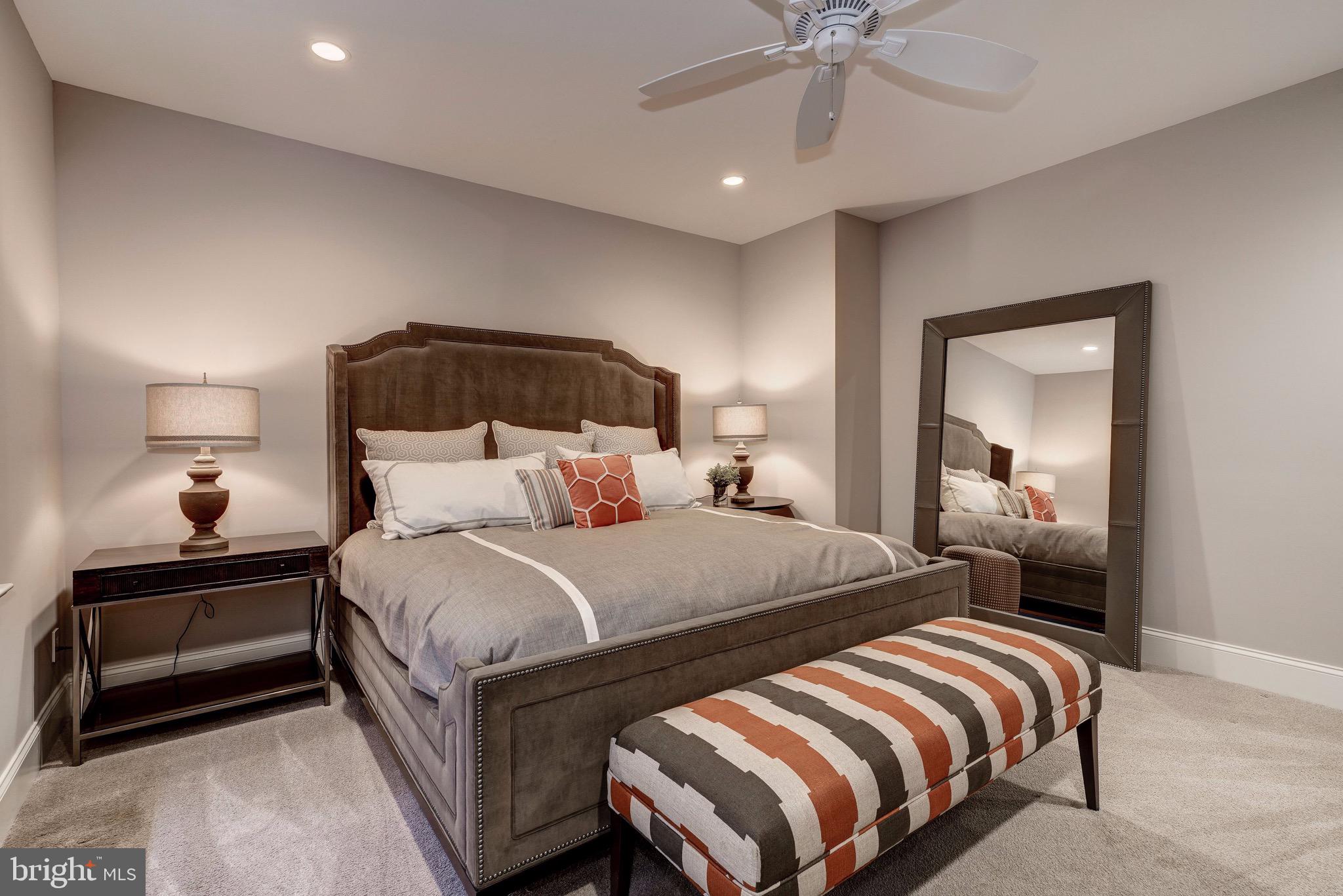 FRANKLIN PARK - Residential