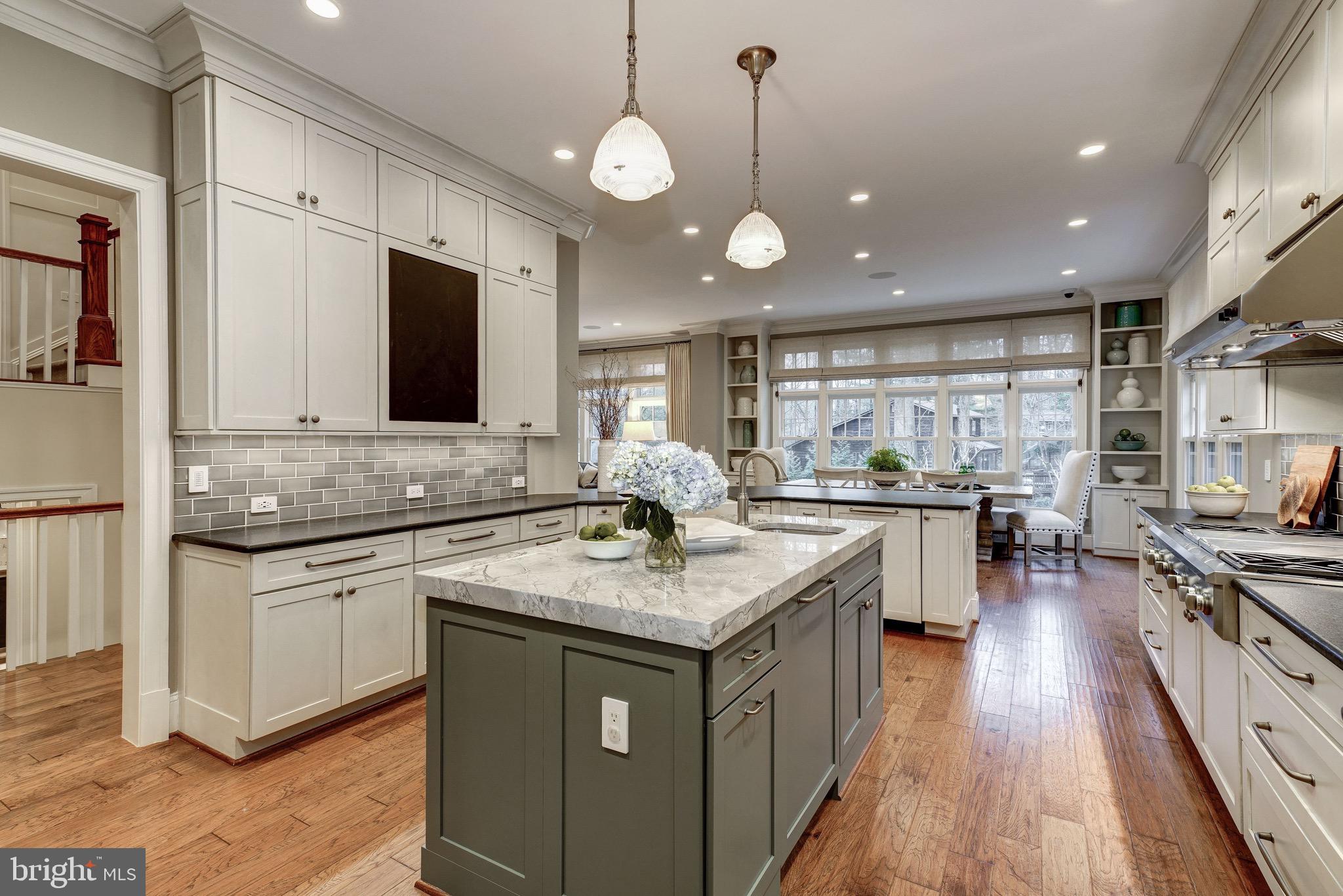 FRANKLIN PARK - Residential