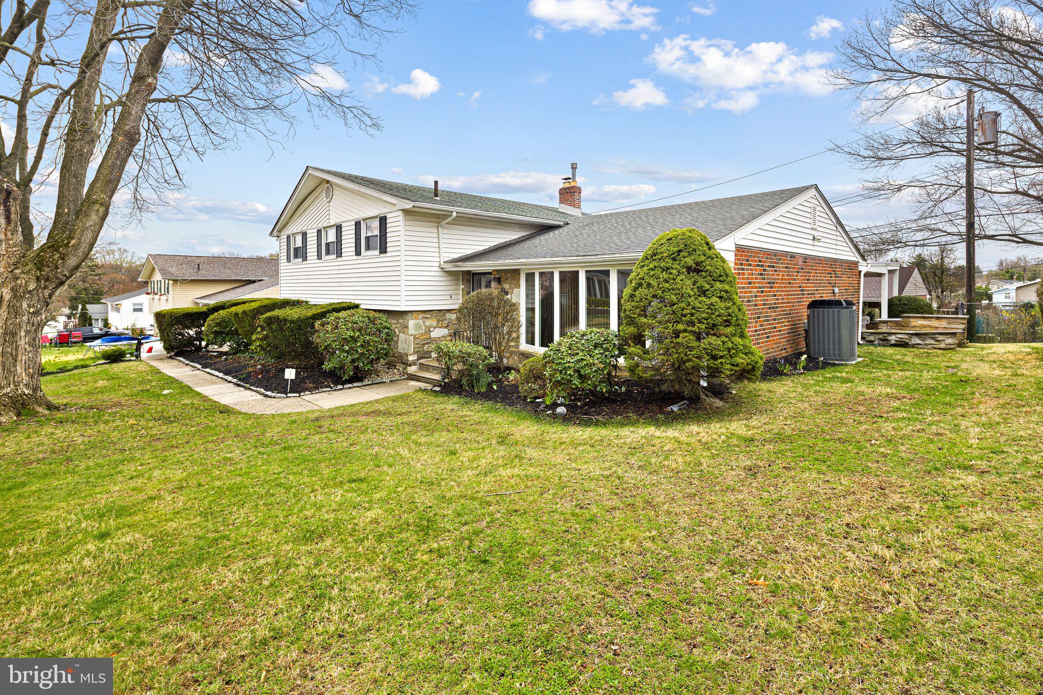 124 DELIA LANE