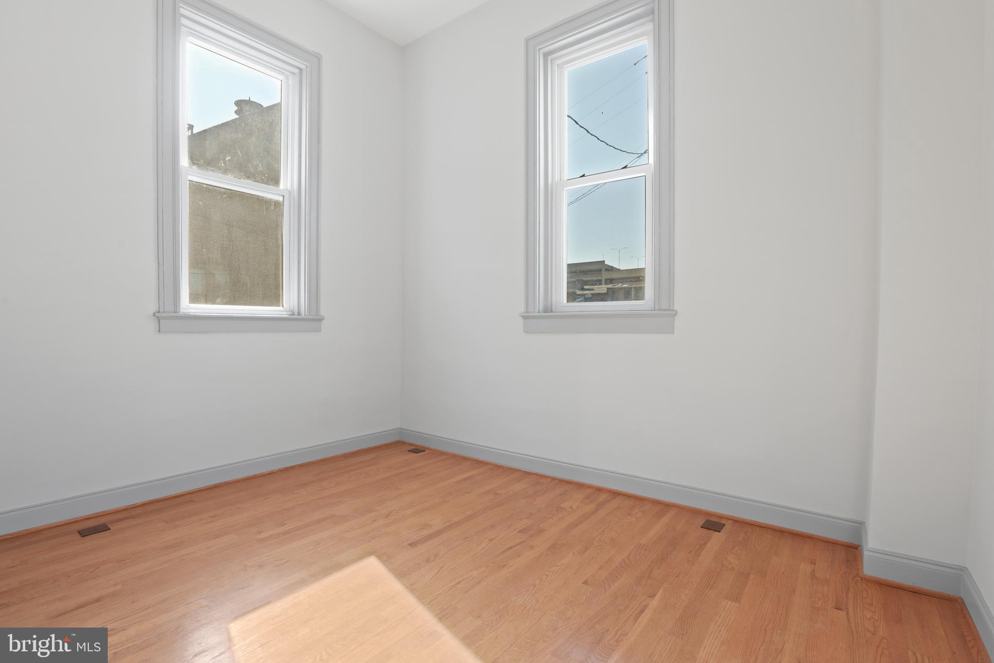 MOUNT VERNON PLACE HISTORIC DISTRICT - Residential Lease