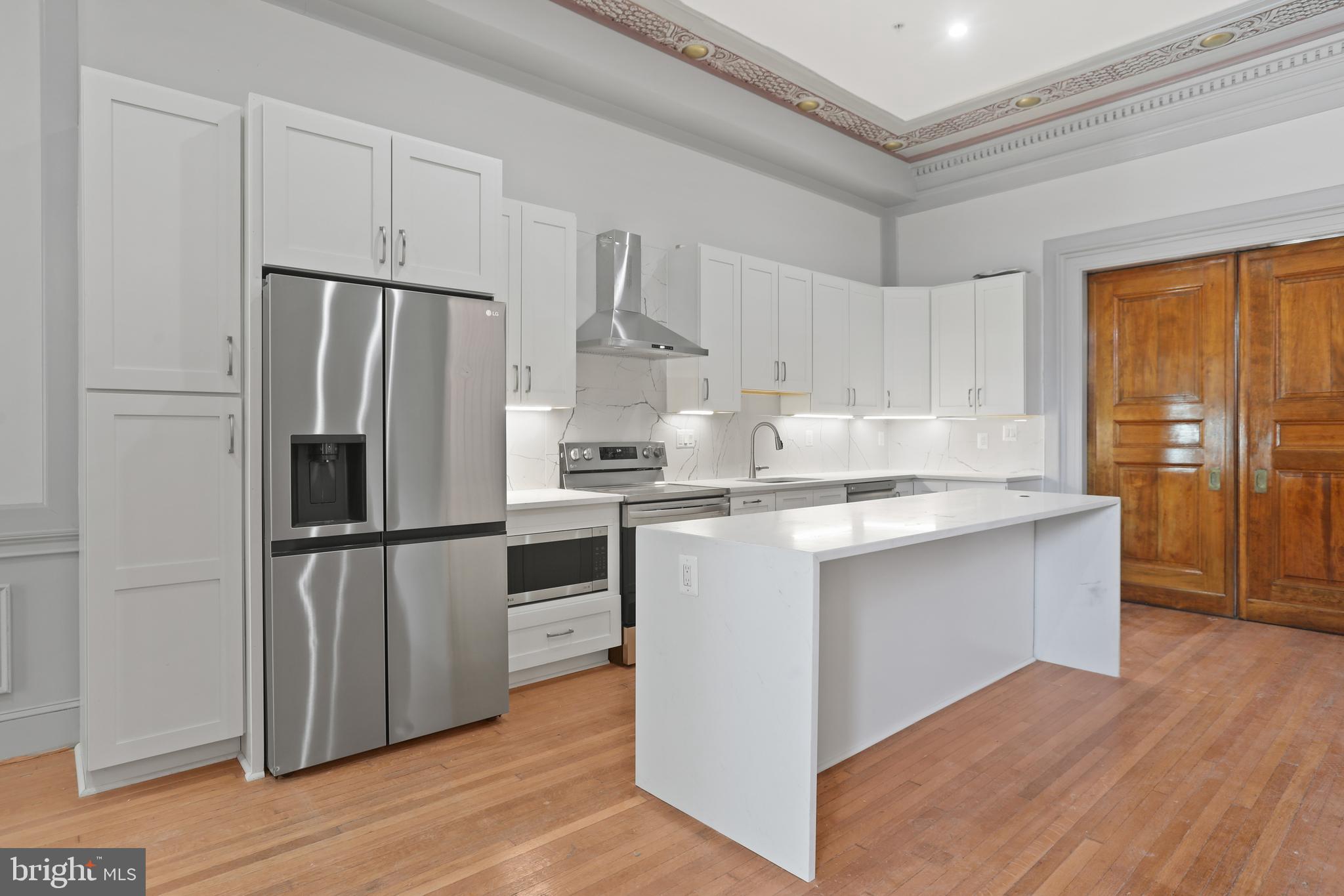 MOUNT VERNON PLACE HISTORIC DISTRICT - Residential Lease