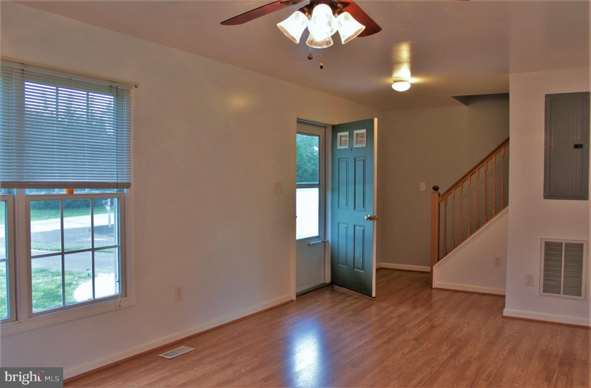 MAUGANSVILLE - Residential Lease