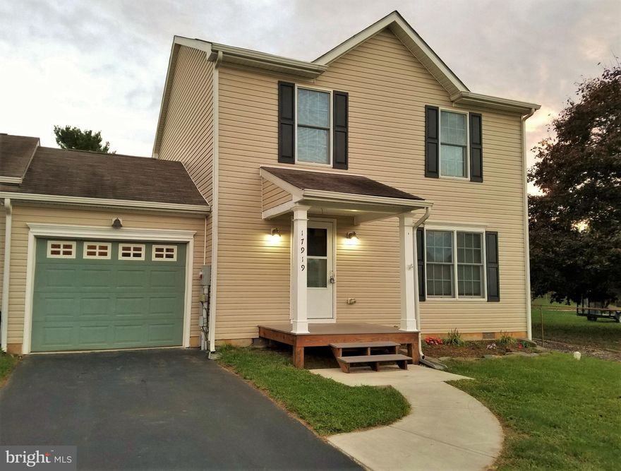 Clean & well kept 2-story duplex available immediately. Connected to other unit only at the garage. Privacy fenced rear yard. 1-car garage & paved driveway for off-street parking. Spacious open living room and kitchen with table space & plenty of cabinet/counter space. Convenient main floor laundry room and half bath. Primary bedroom with private full bath, walk-in shower & large closet. Ceiling fans in all bedrooms. Easy access to schools, shopping & I-81.  Pets considered case-by-case with additional deposit.