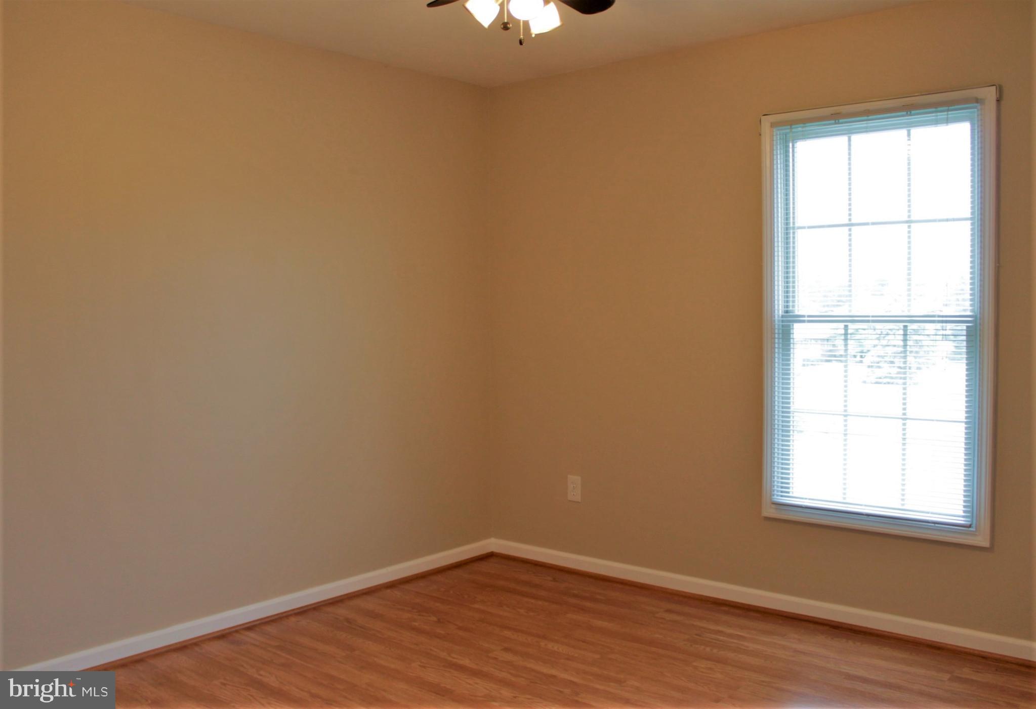 MAUGANSVILLE - Residential Lease