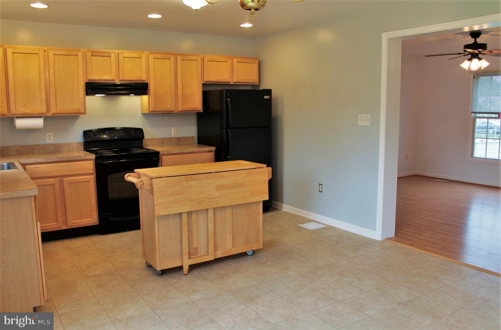 MAUGANSVILLE - Residential Lease