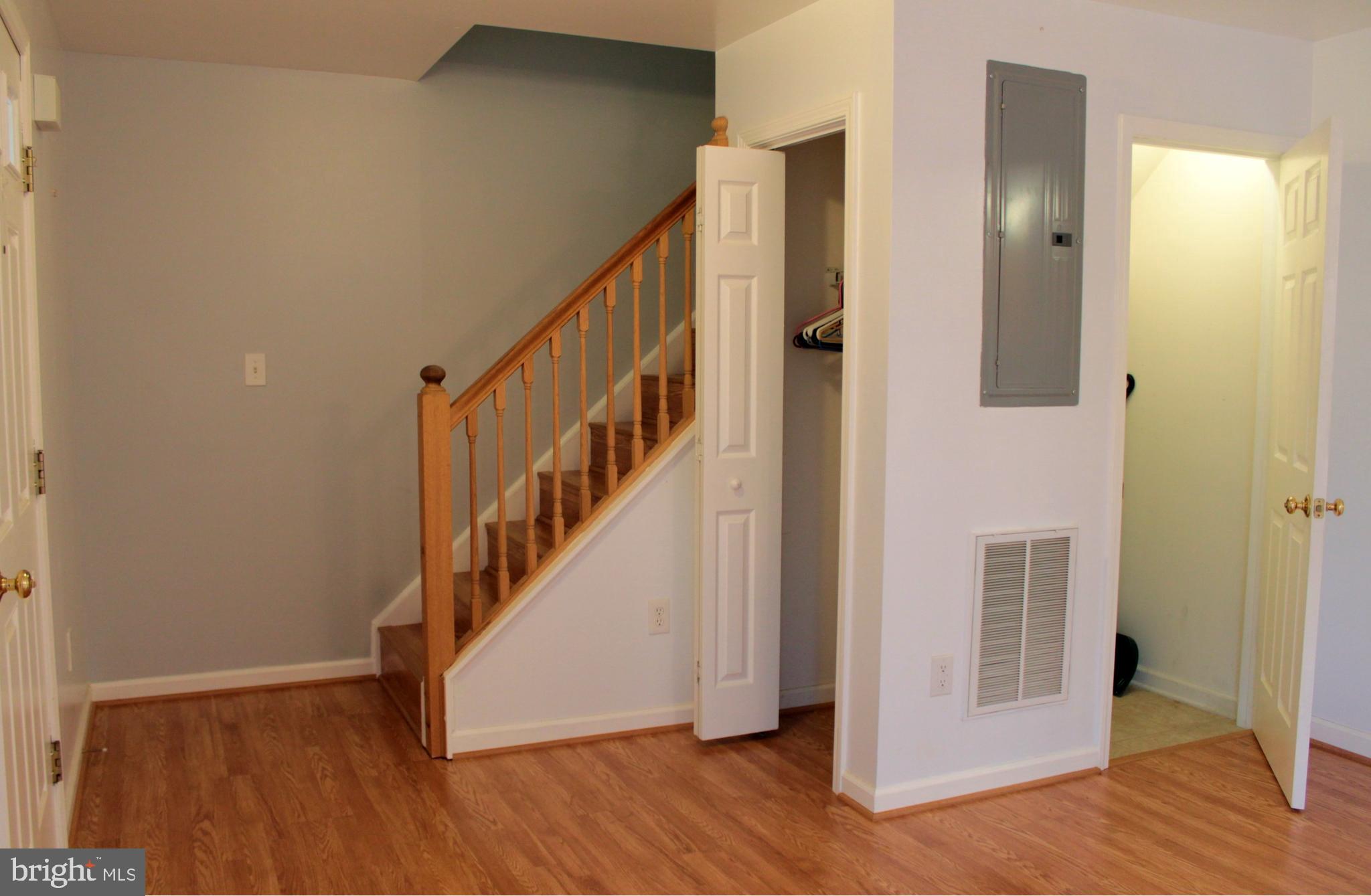 MAUGANSVILLE - Residential Lease