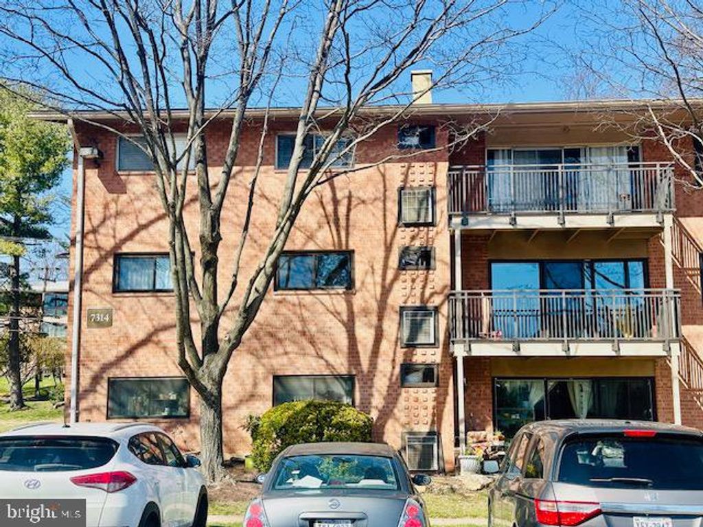 Photo of 7314 Route 29 #14/103, FALLS CHURCH, VA 22046 (MLS # VAFX2276426)