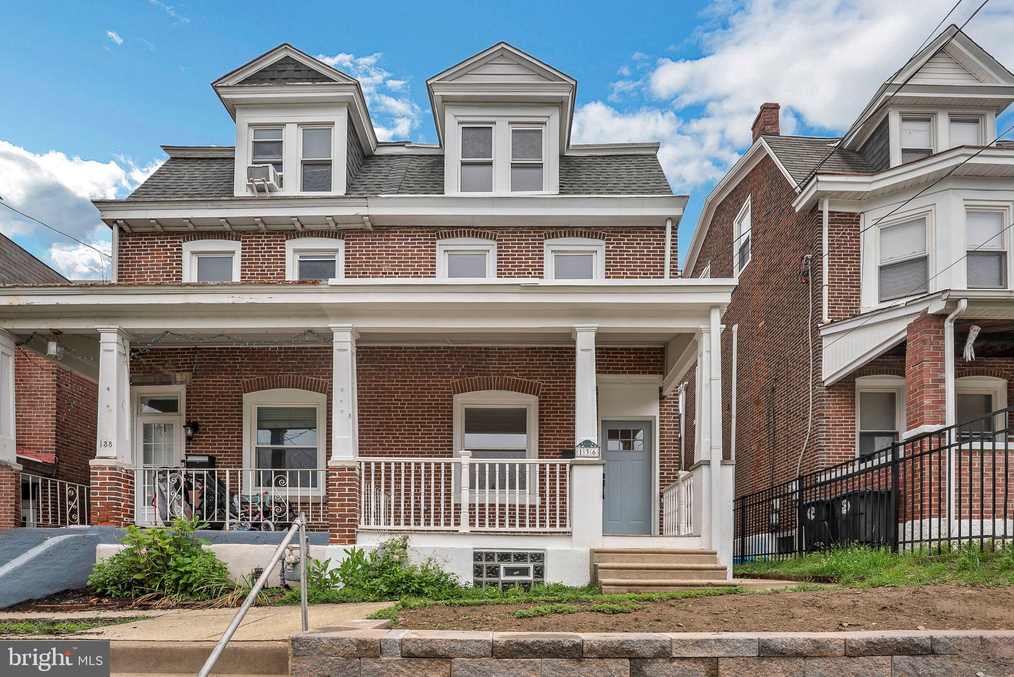 136 W 3RD AVENUE
