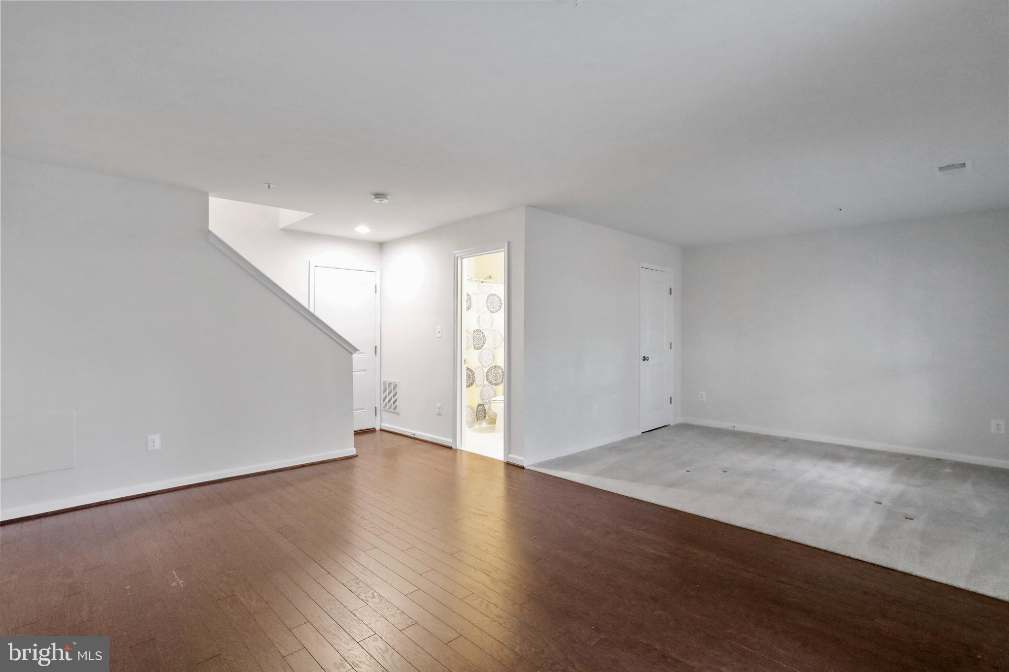 TALLYN RIDGE - Residential