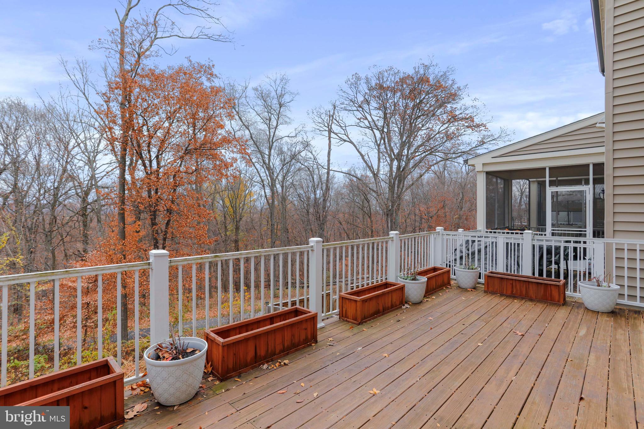 TALLYN RIDGE - Residential