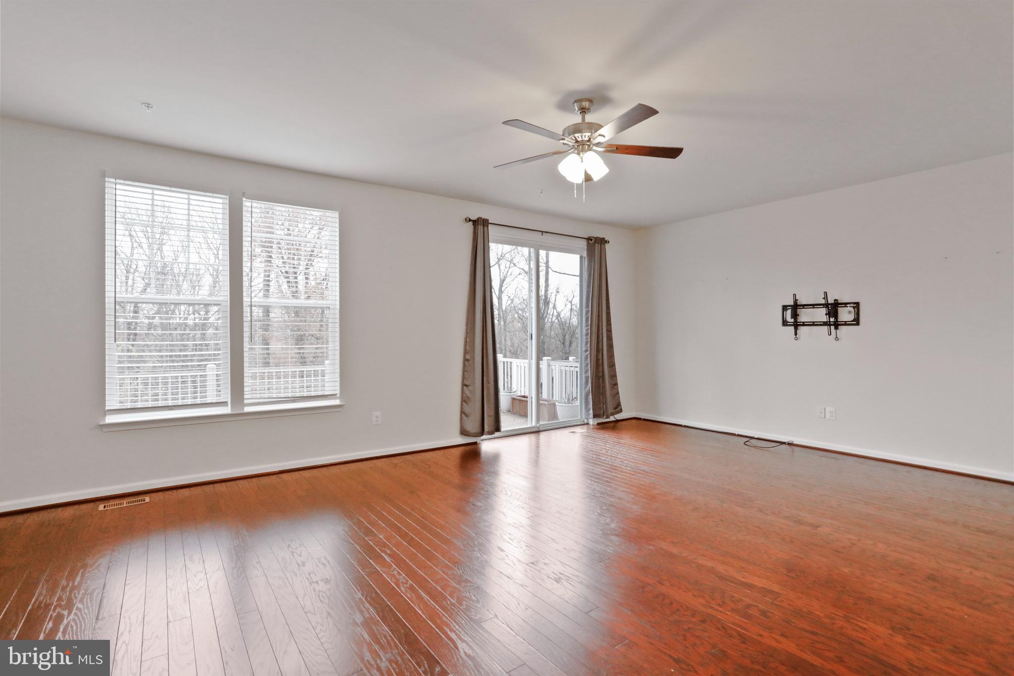 TALLYN RIDGE - Residential