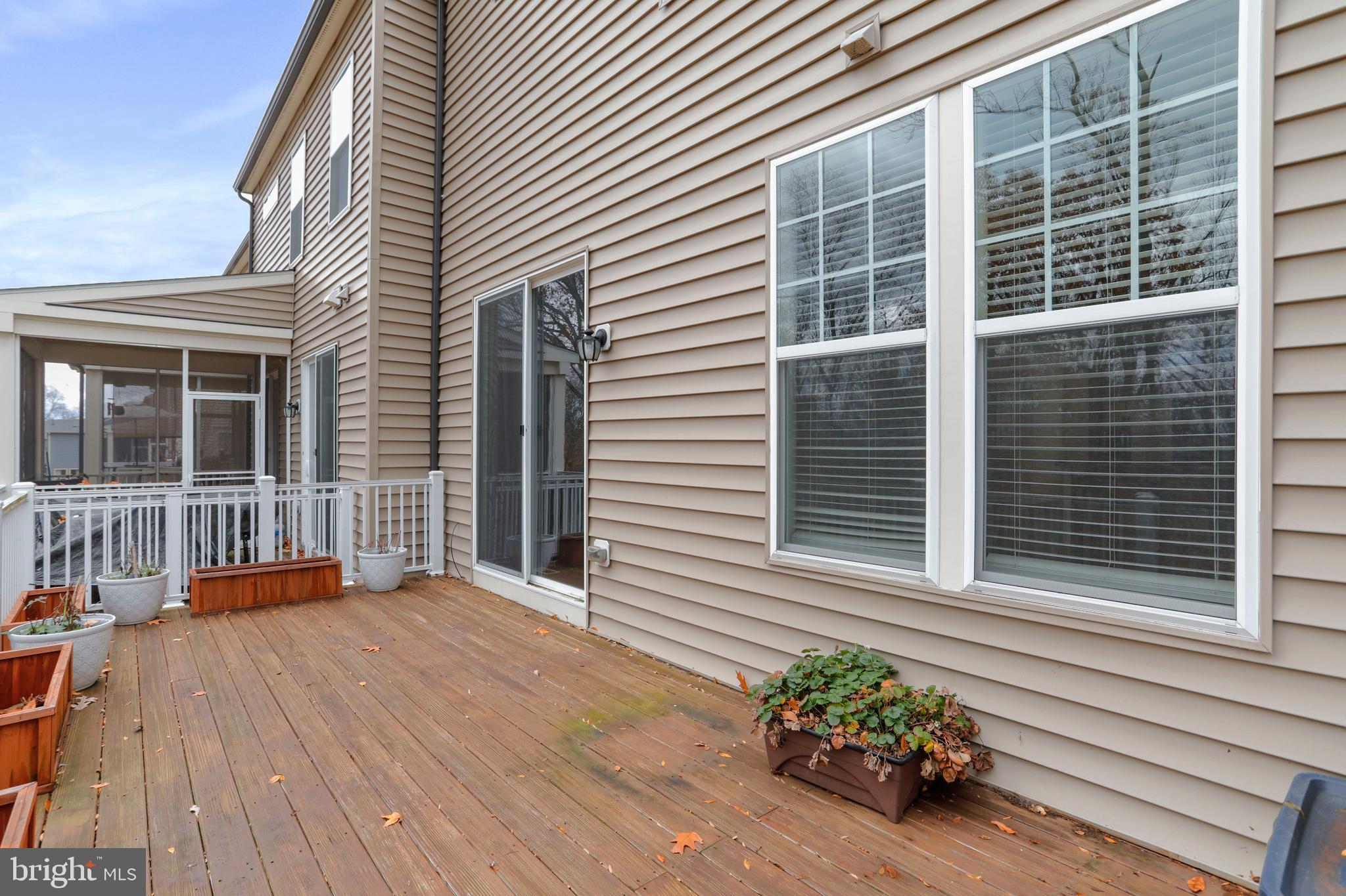 TALLYN RIDGE - Residential