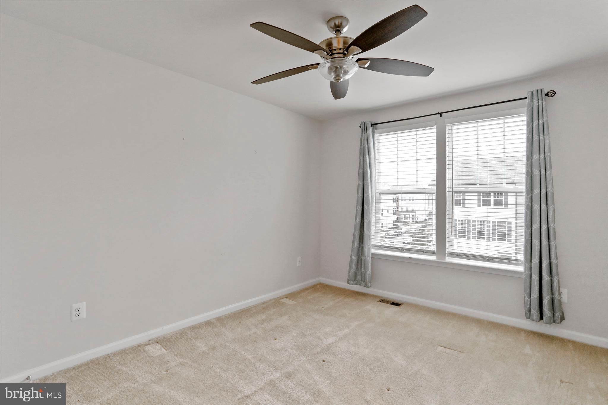 TALLYN RIDGE - Residential