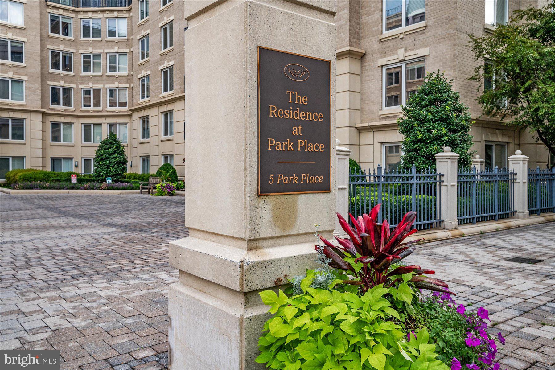 PARK PLACE - Residential
