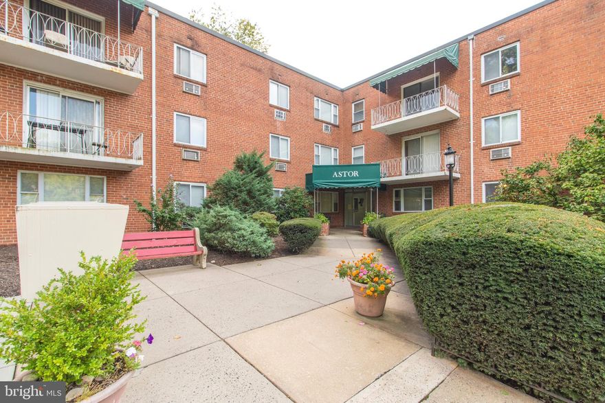 This 1 Bedroom/1 Full Bathroom Condo is ready for you to move right in! Bright and spacious, this unit is located on the top floor with a private balcony off of the living room. Every room has been painted with neutral flooring ready for you to make it your own.  Location is perfect, steps to Arcadia, 15 minute walk to Glenside train station, great restaurants, and shopping! Make your appointment today!