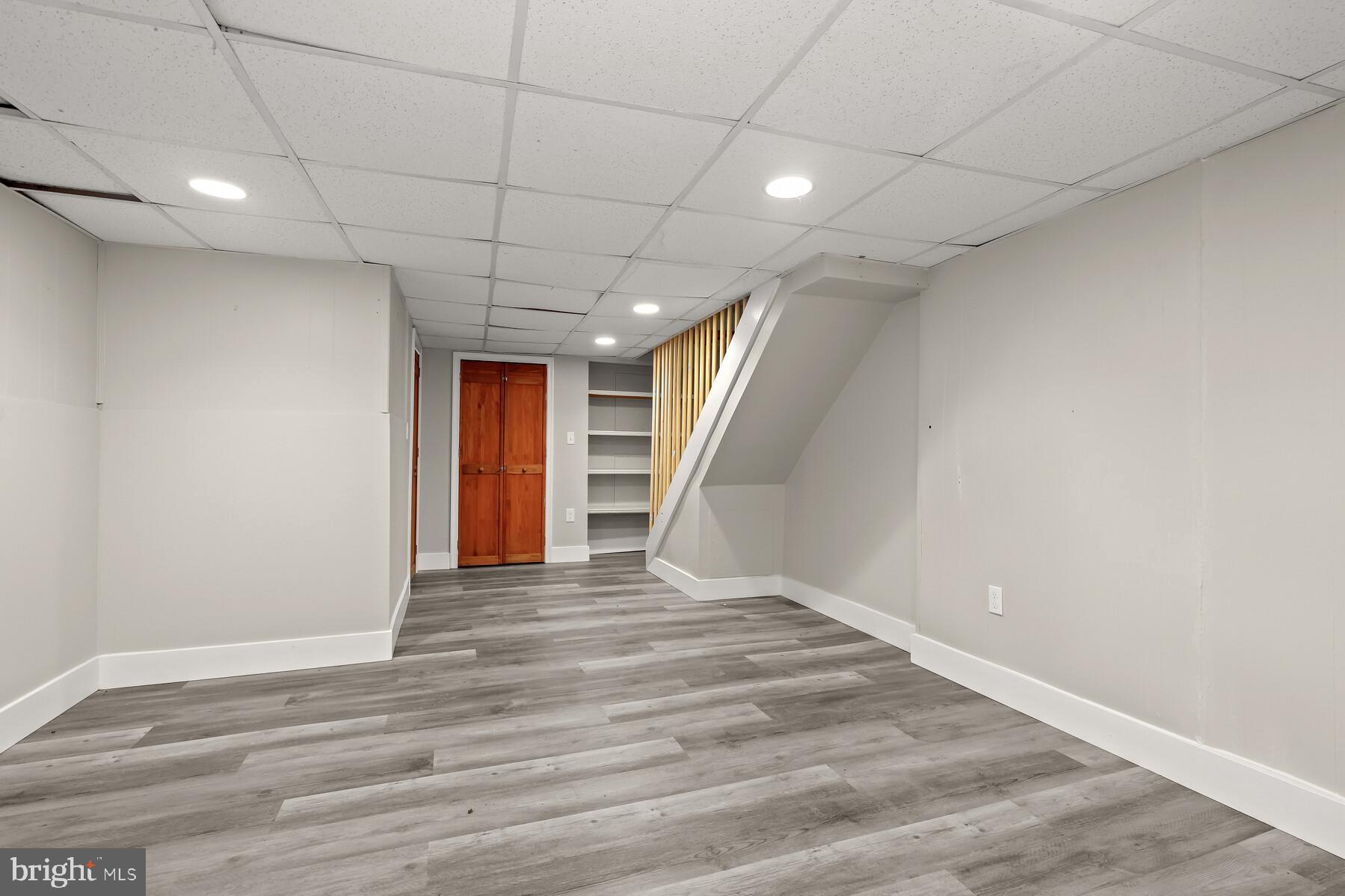 MEDFIELD - Residential