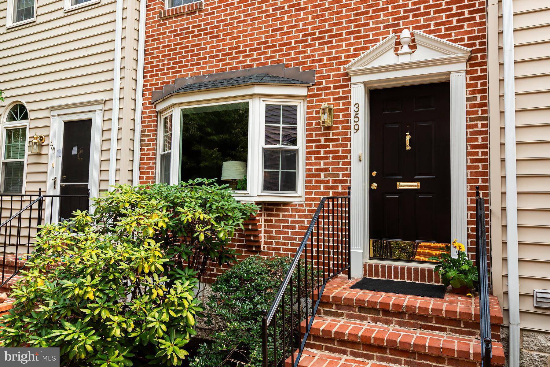 359 N ARCH STREET