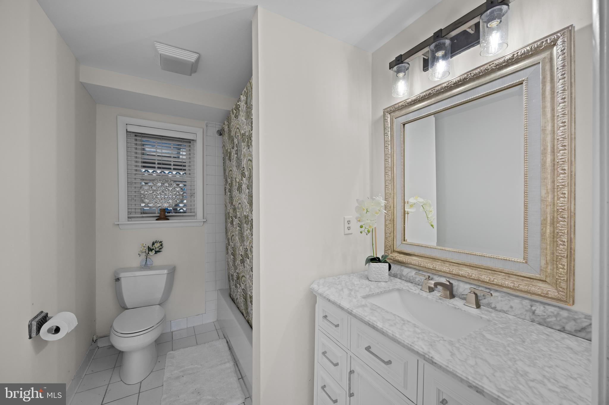 GWENLEE ESTATES - Residential