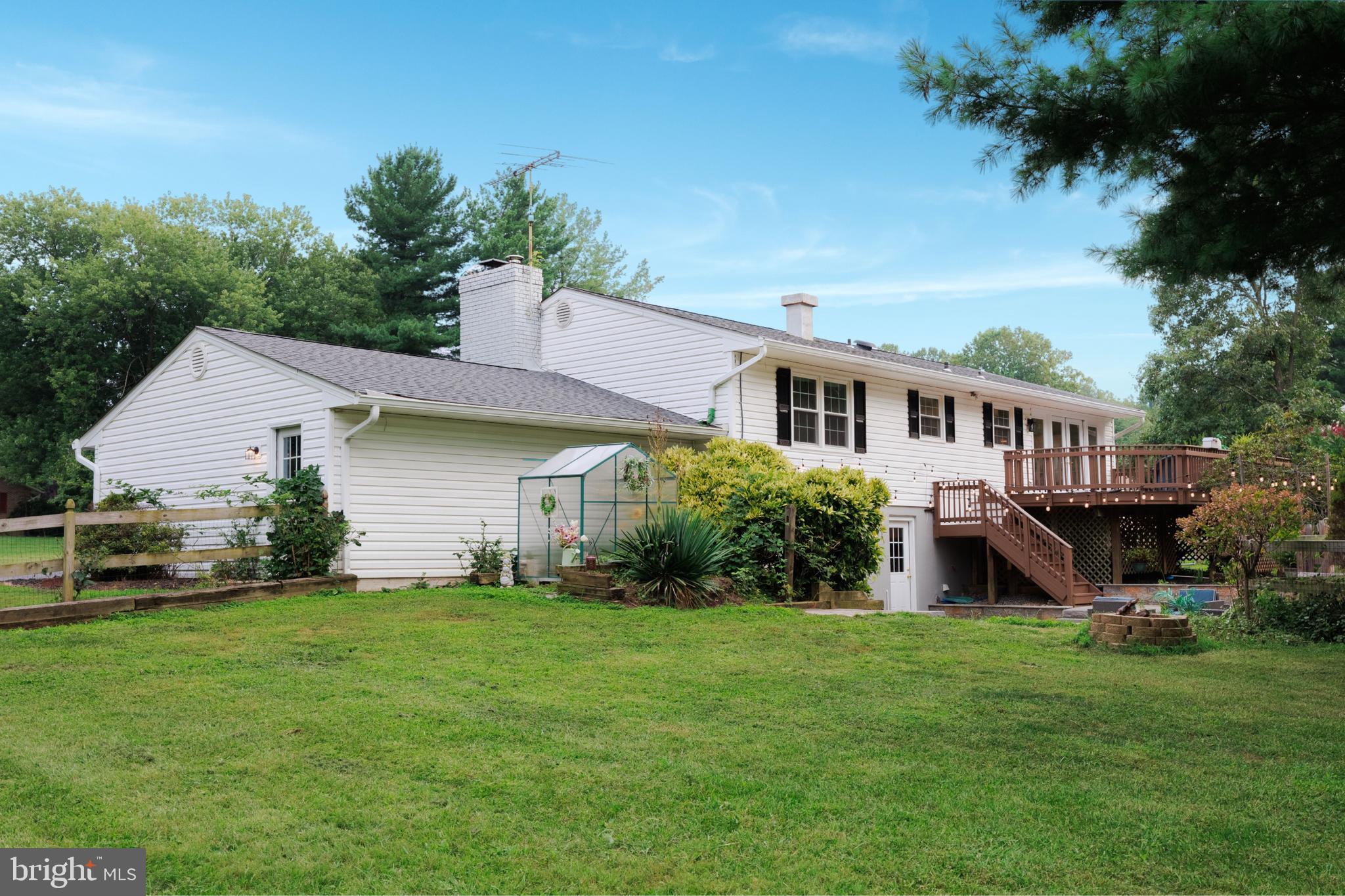 GWENLEE ESTATES - Residential