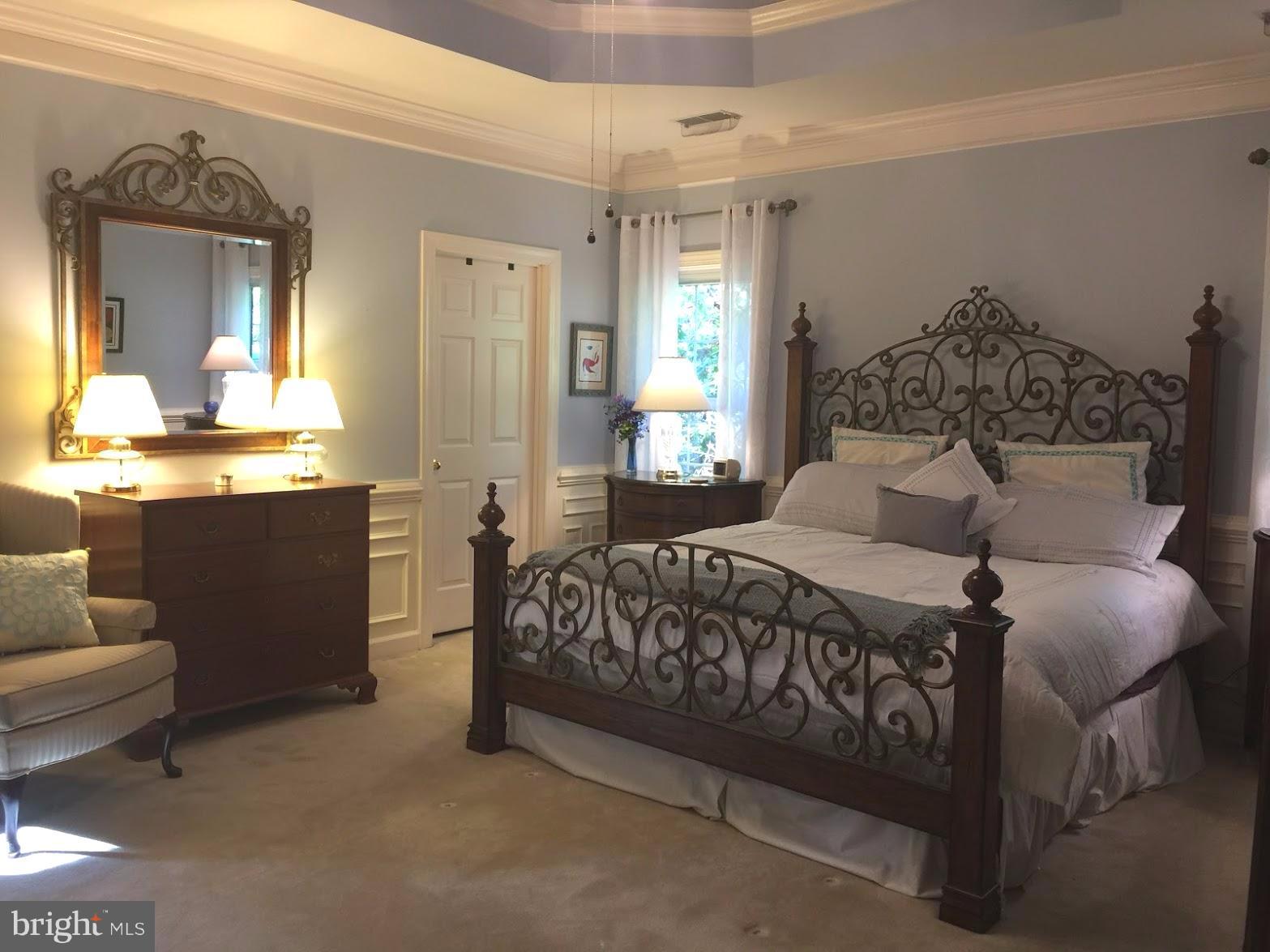 VIRGINIA OAKS - Residential