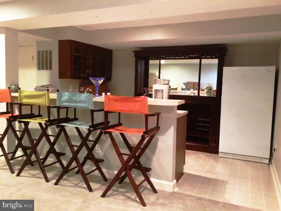 VIRGINIA OAKS - Residential