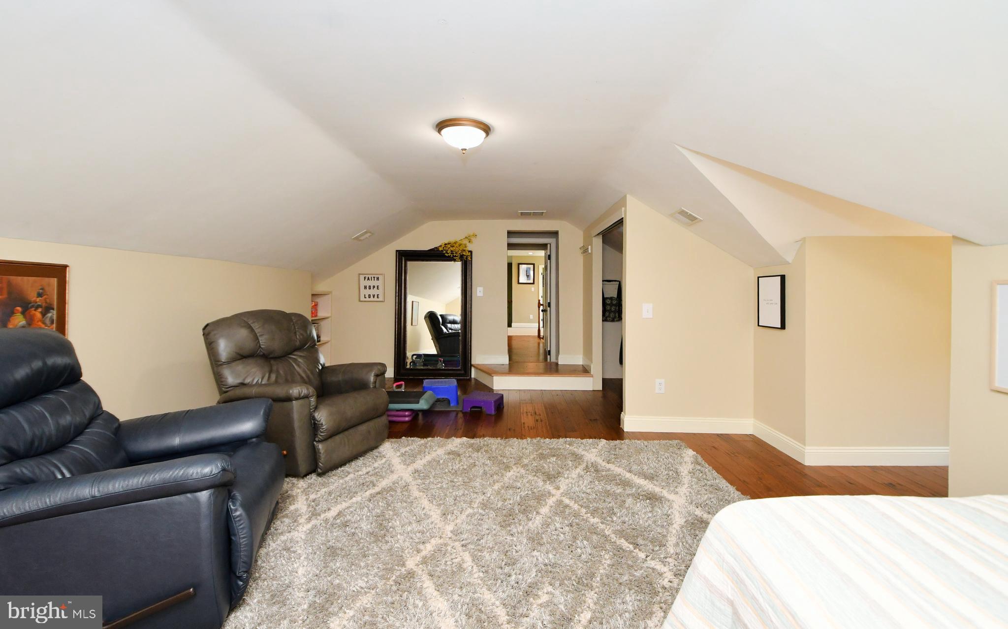 MERRICK FARM - Residential