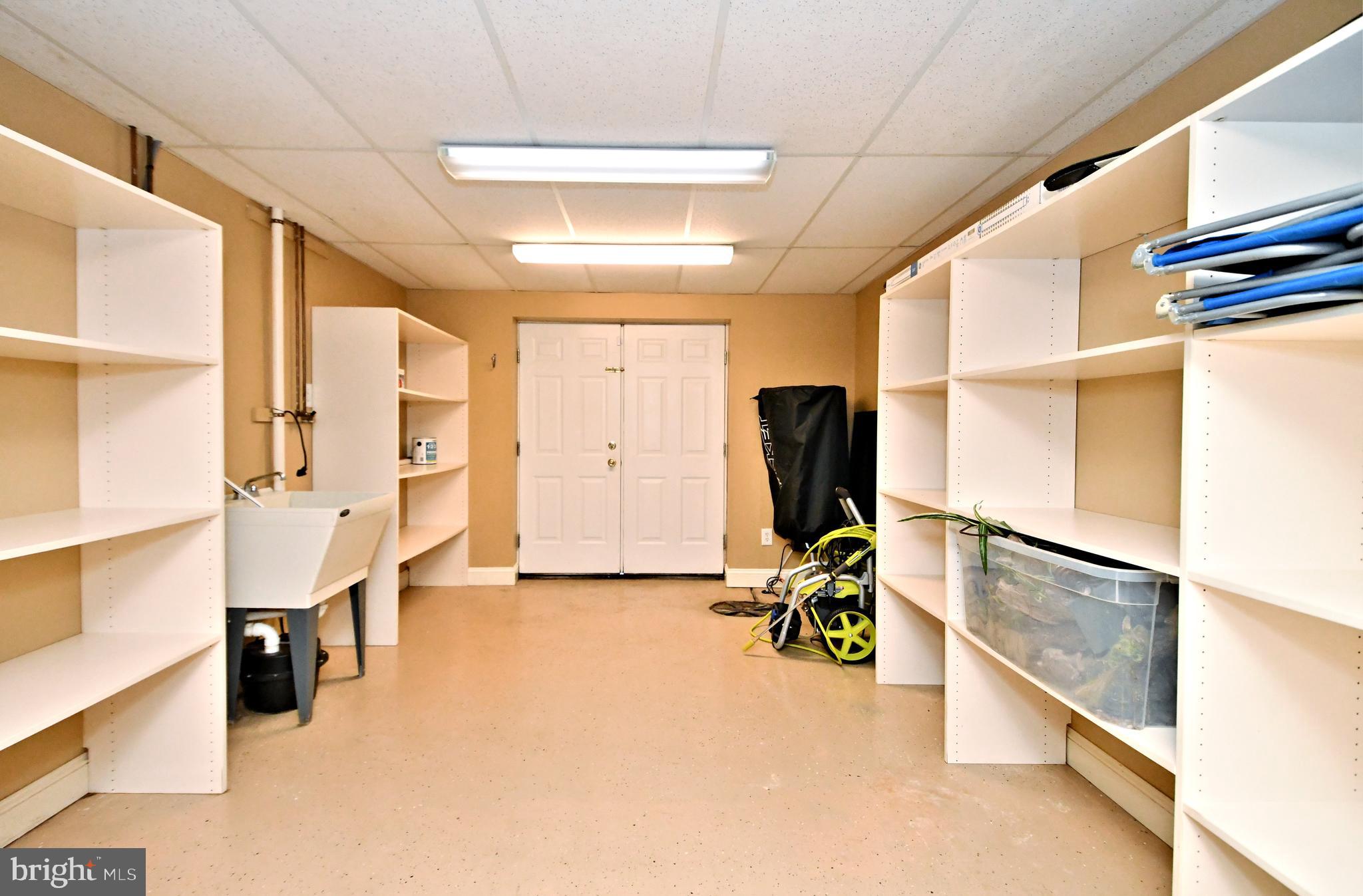 MERRICK FARM - Residential