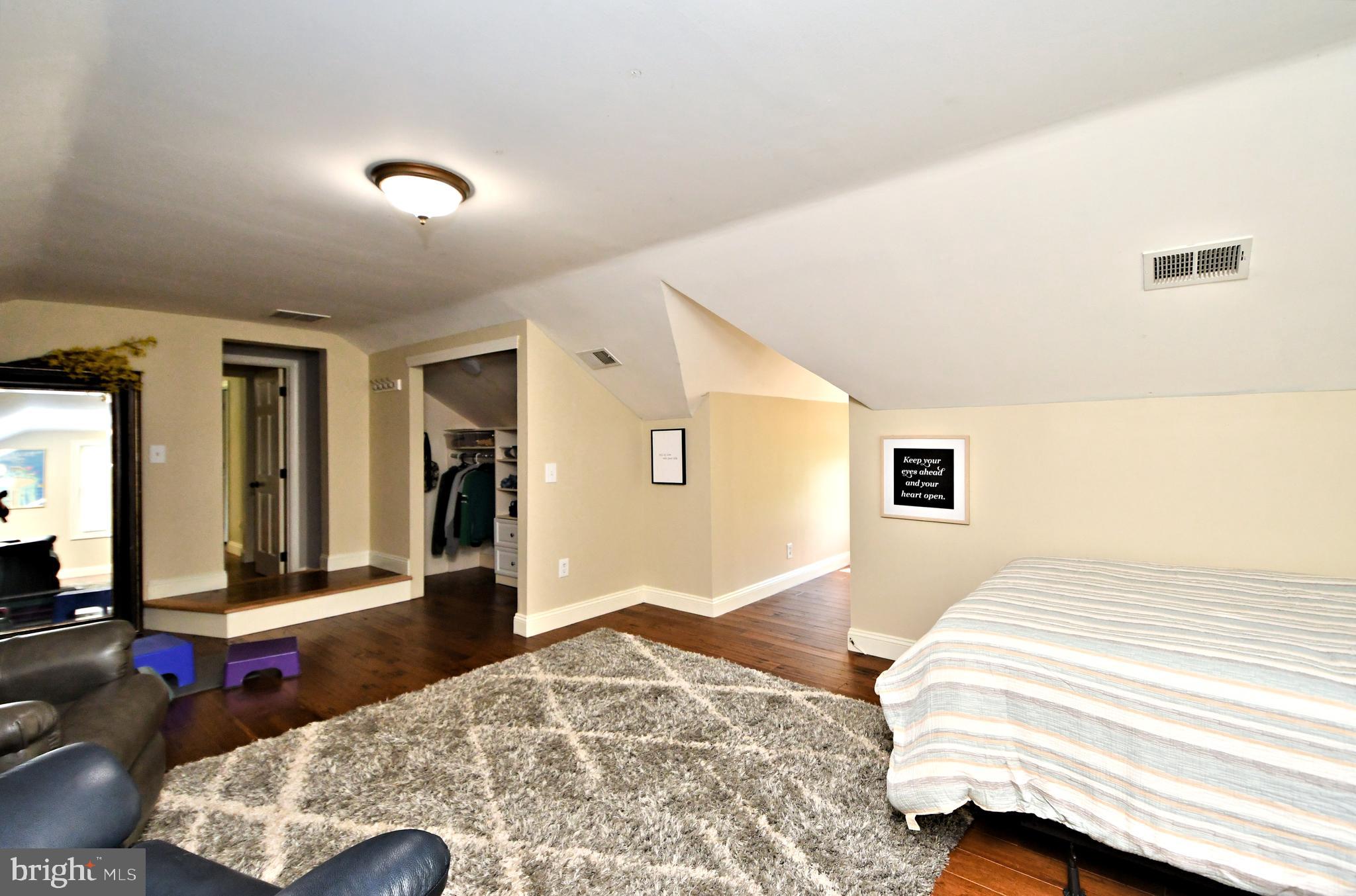 MERRICK FARM - Residential