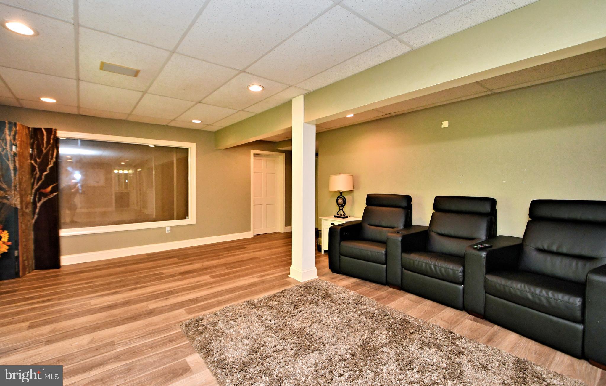 MERRICK FARM - Residential