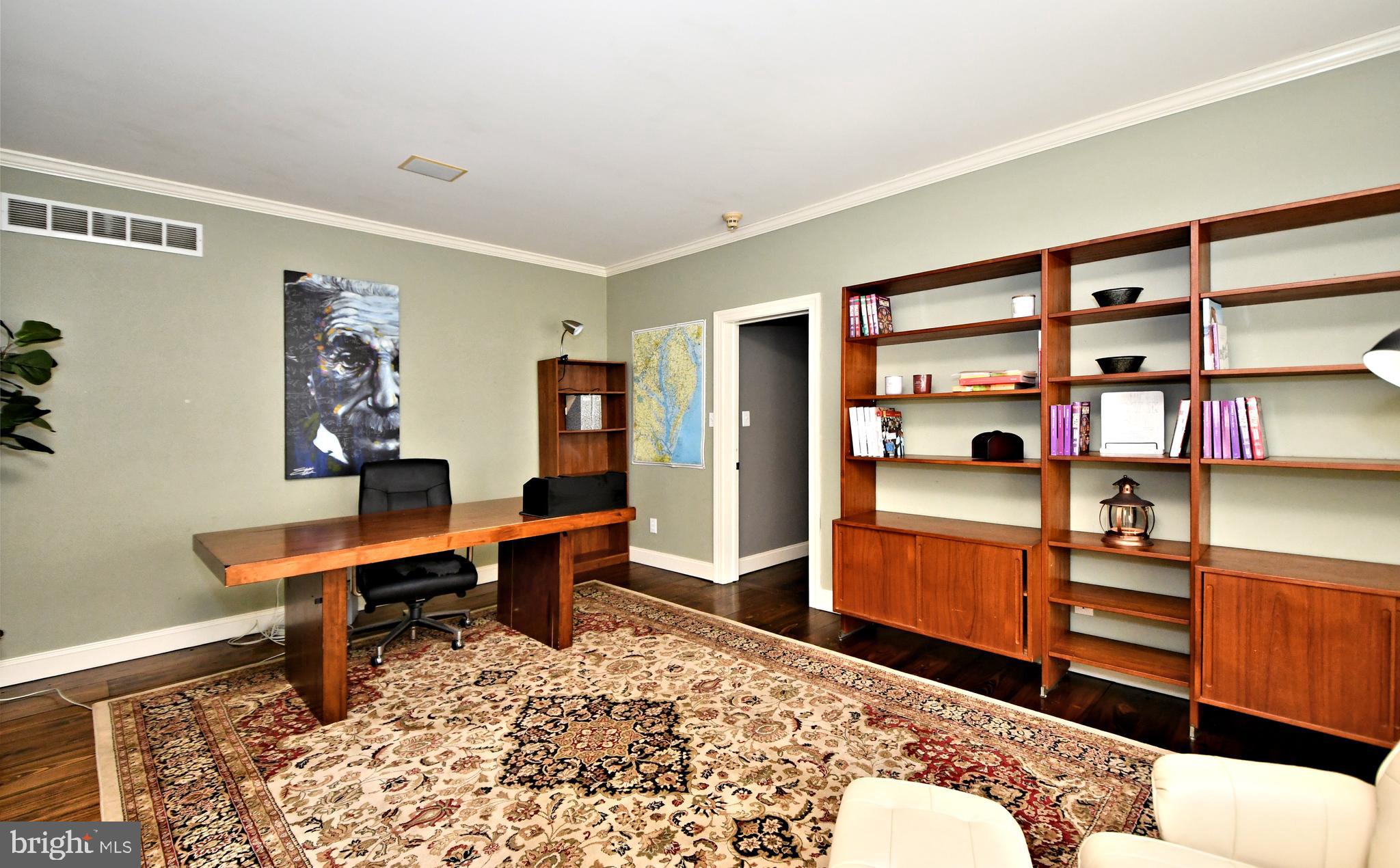 MERRICK FARM - Residential