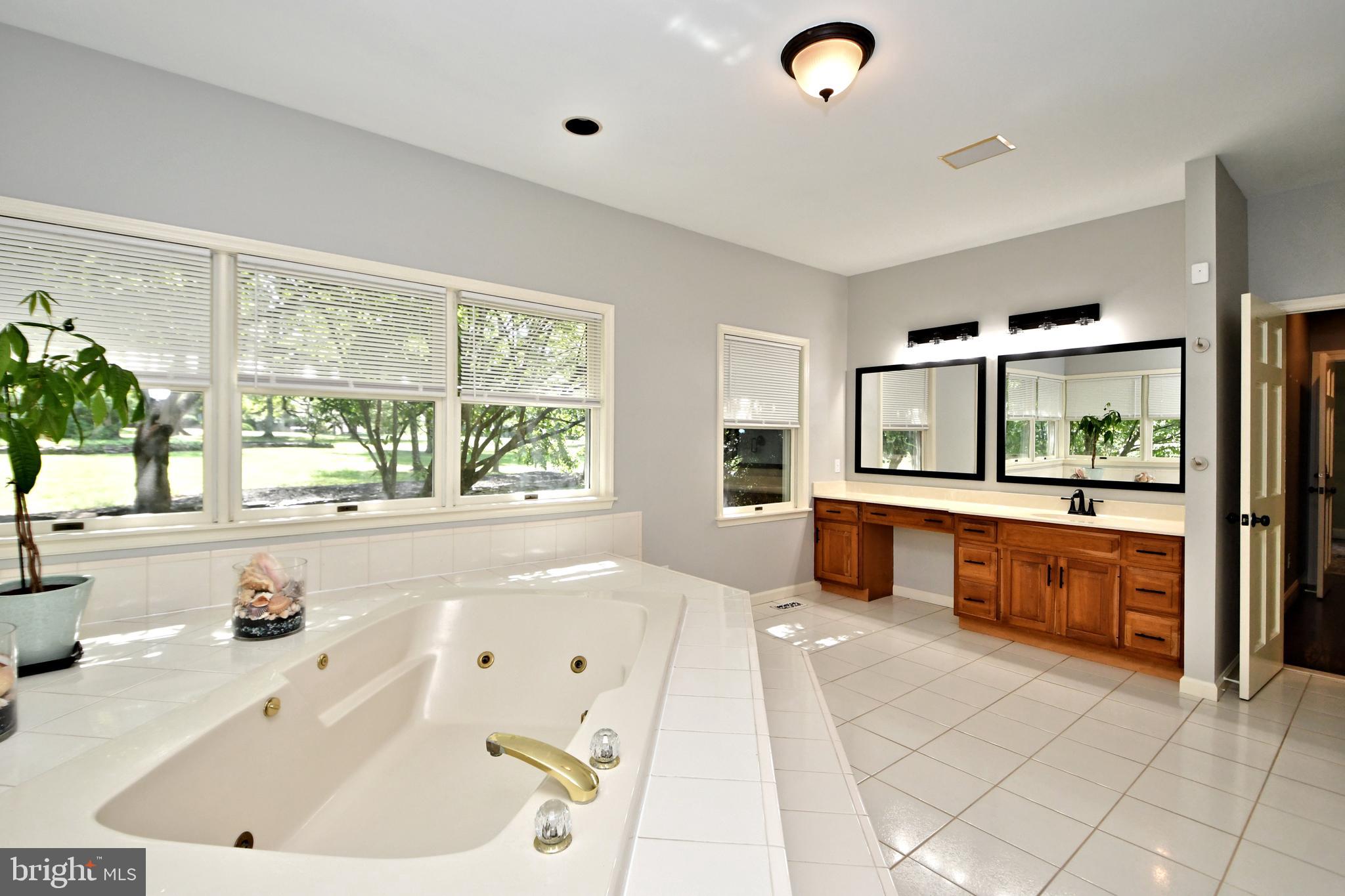 MERRICK FARM - Residential