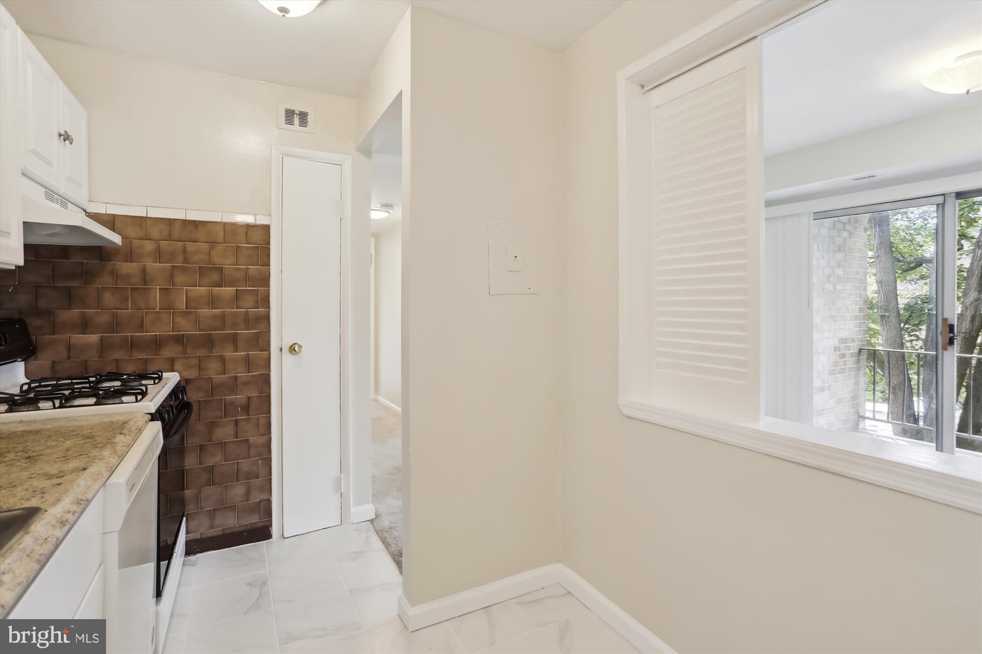 FAIRWAY - Residential