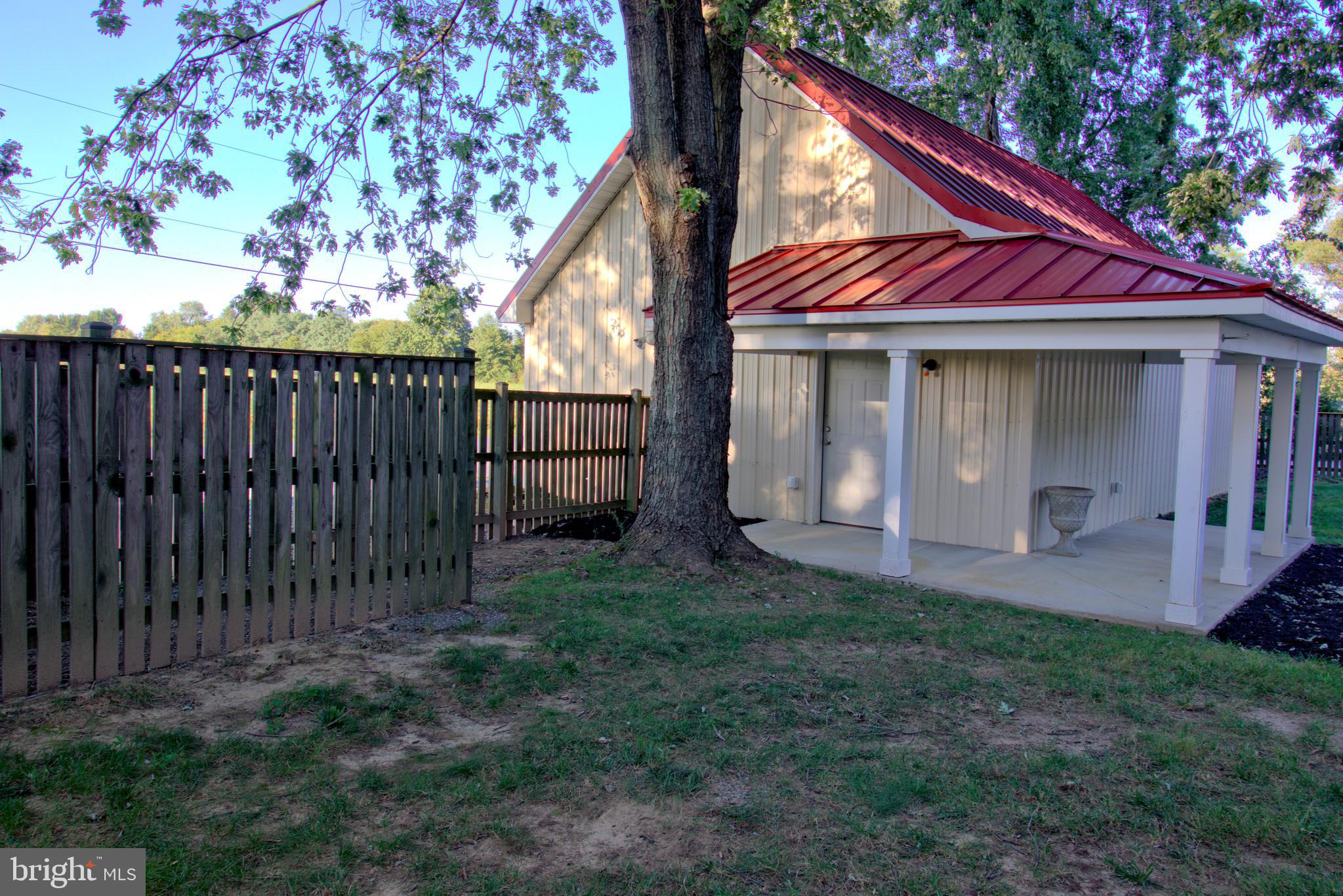 CLOVERFIELDS - Residential