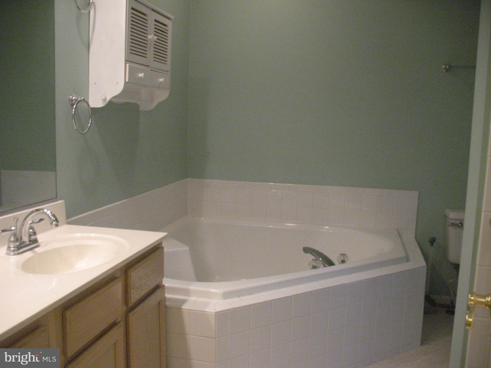 QUAIL RUN - Residential Lease