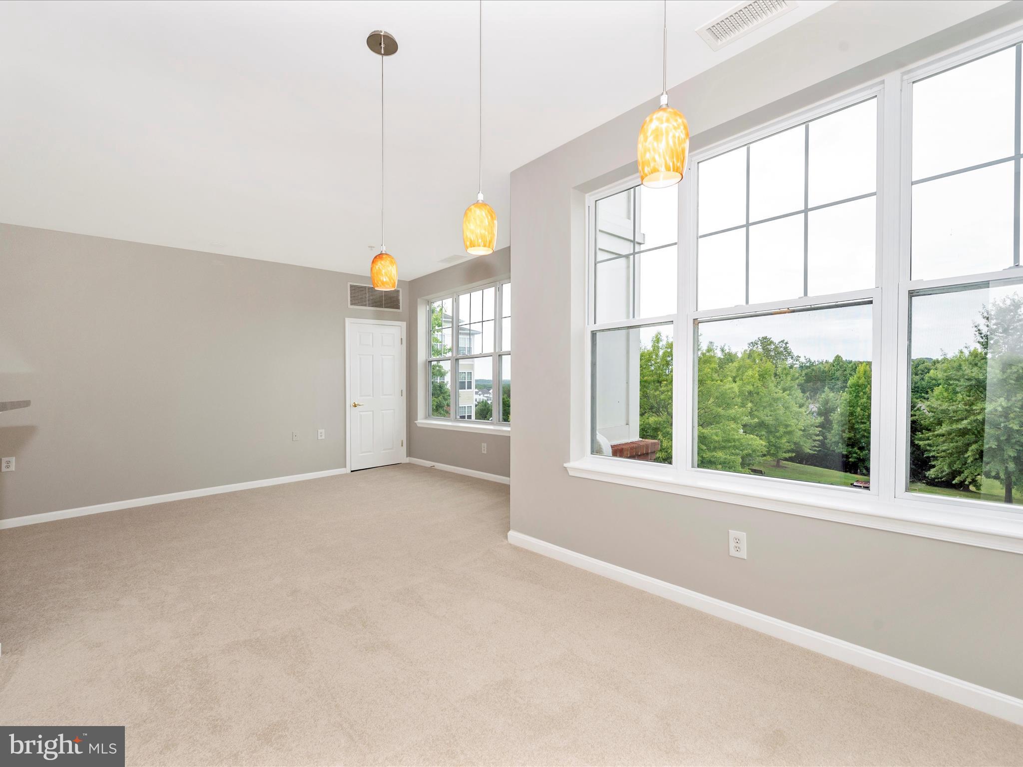 KINGS OVERLOOK - Residential