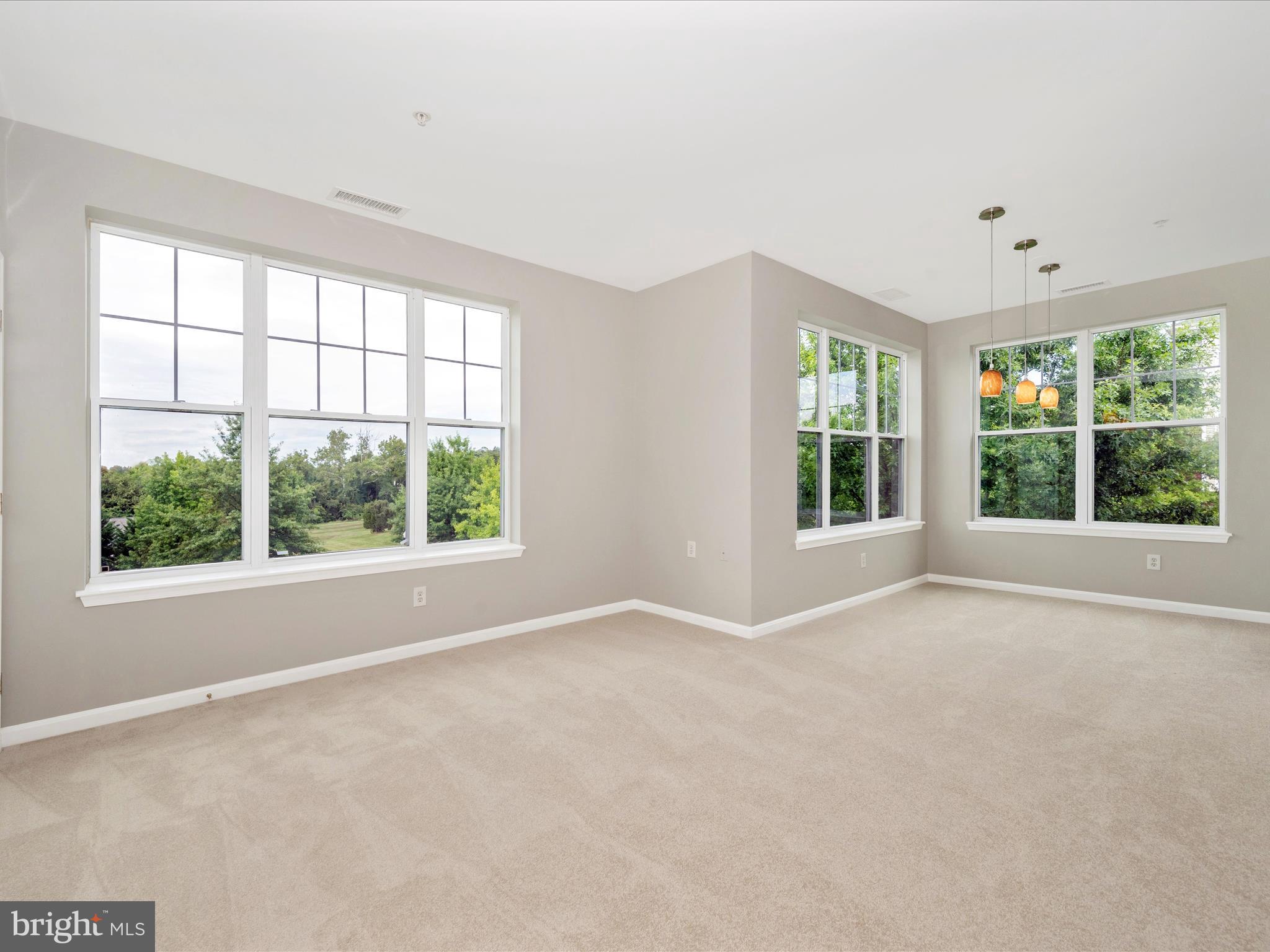 KINGS OVERLOOK - Residential